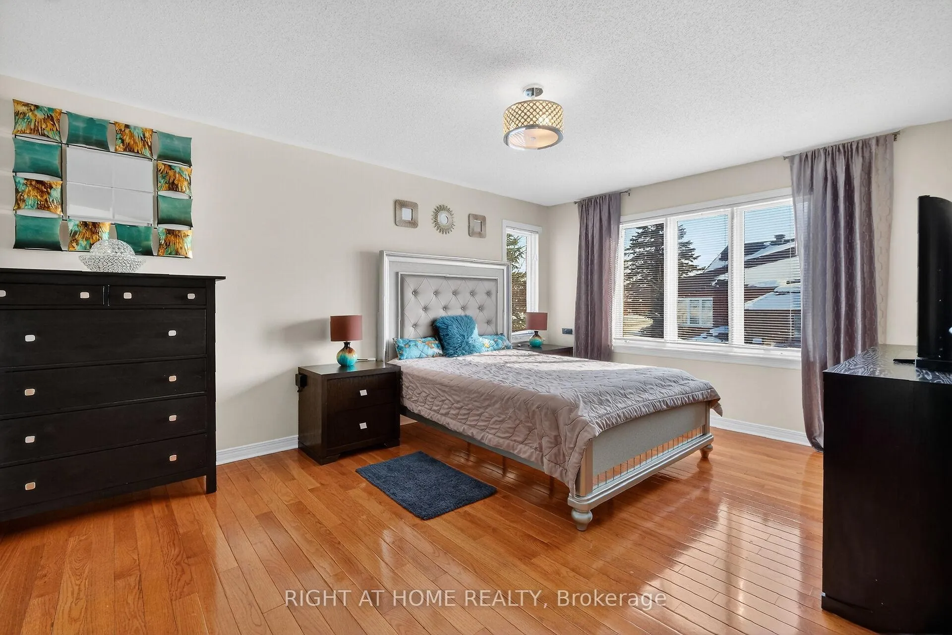 Photo 26 of 98 Waterthrush Crescent, Ottawa, Kanata - Bridlewood — HOMEH