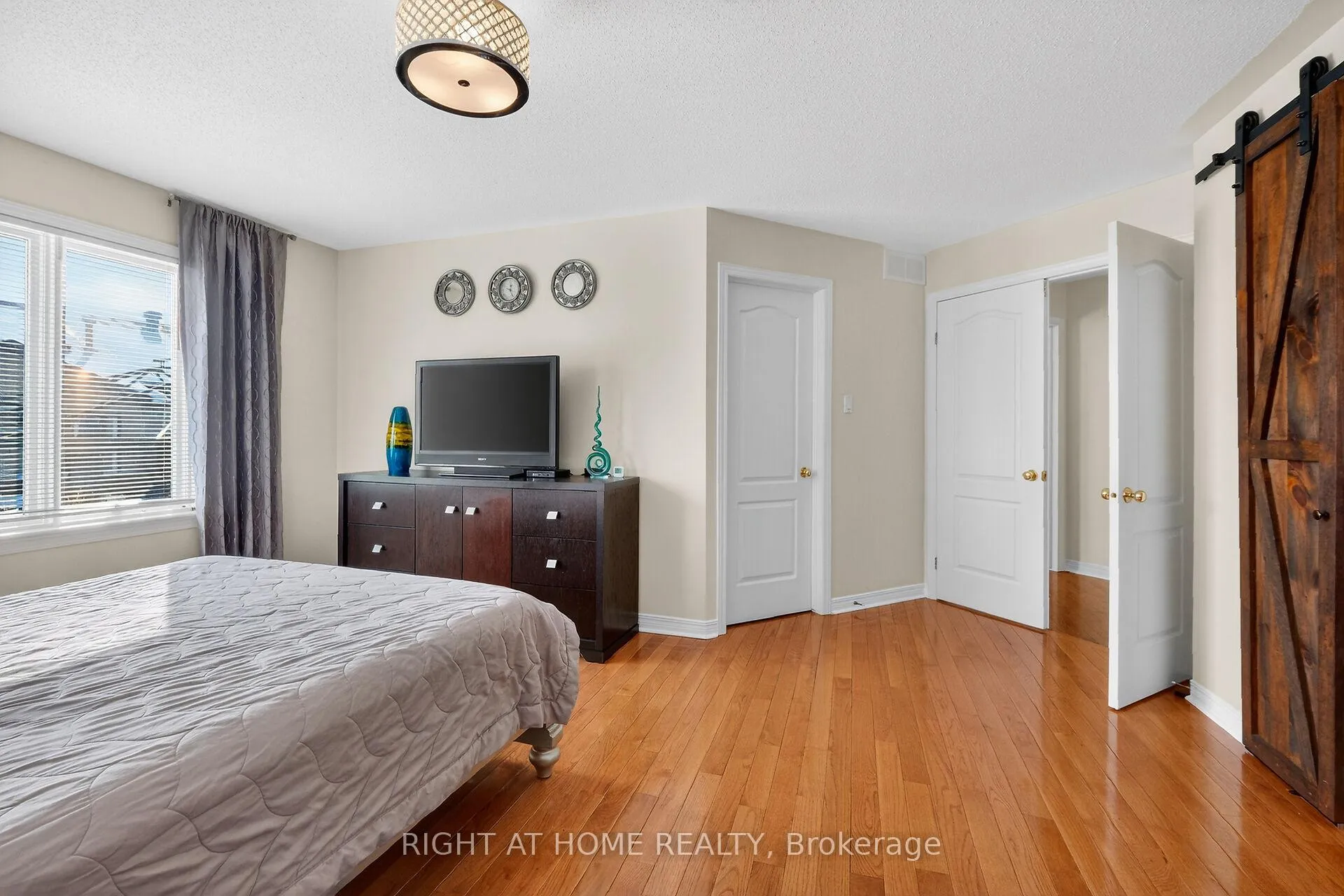 Photo 27 of 98 Waterthrush Crescent, Ottawa, Kanata - Bridlewood — HOMEH