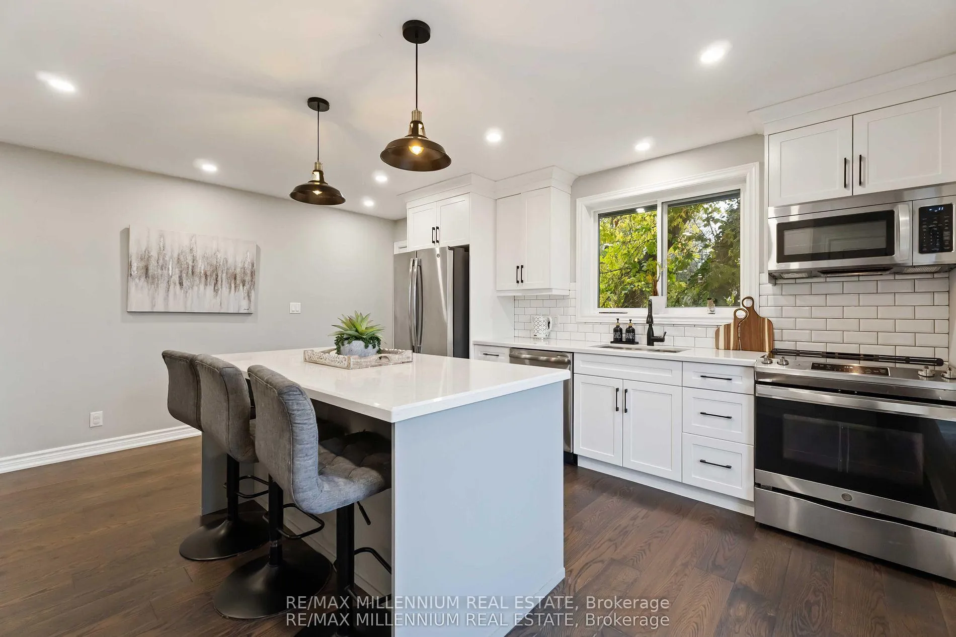 Photo 5 of 45 Bradley Street, St. Catharines, Burleigh Hill — HOMEH