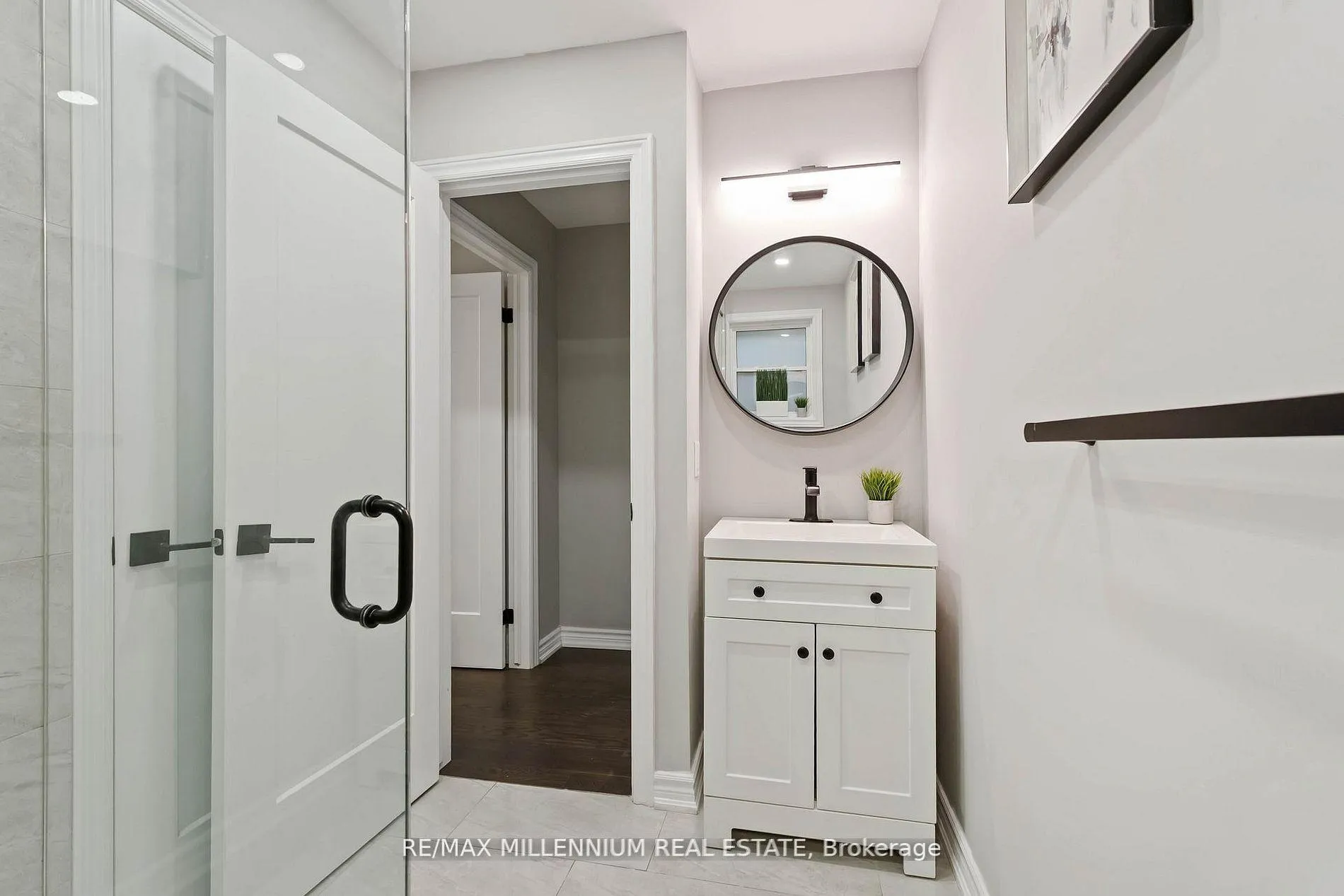 Photo 13 of 45 Bradley Street, St. Catharines, Burleigh Hill — HOMEH
