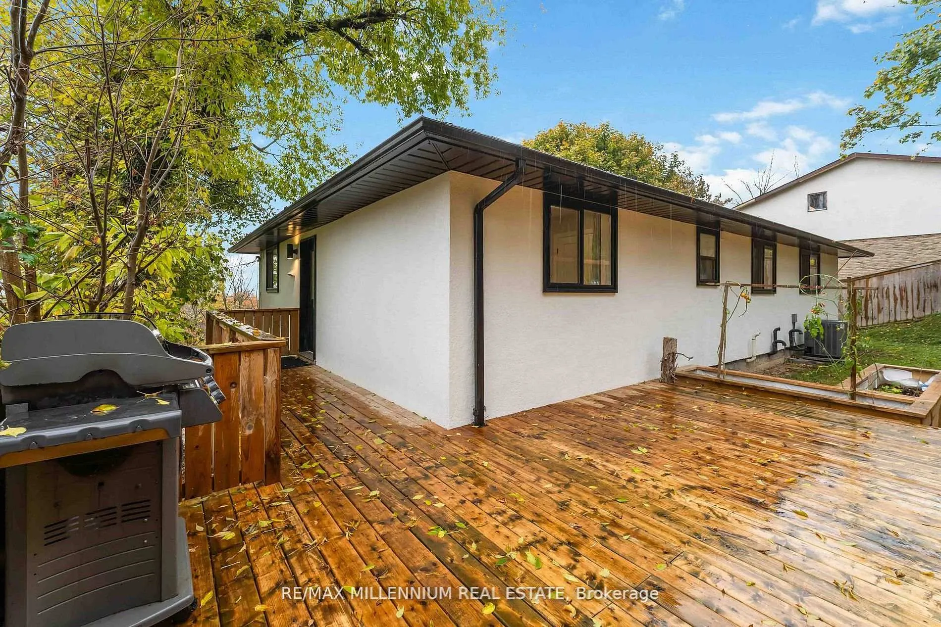 Photo 28 of 45 Bradley Street, St. Catharines, Burleigh Hill — HOMEH
