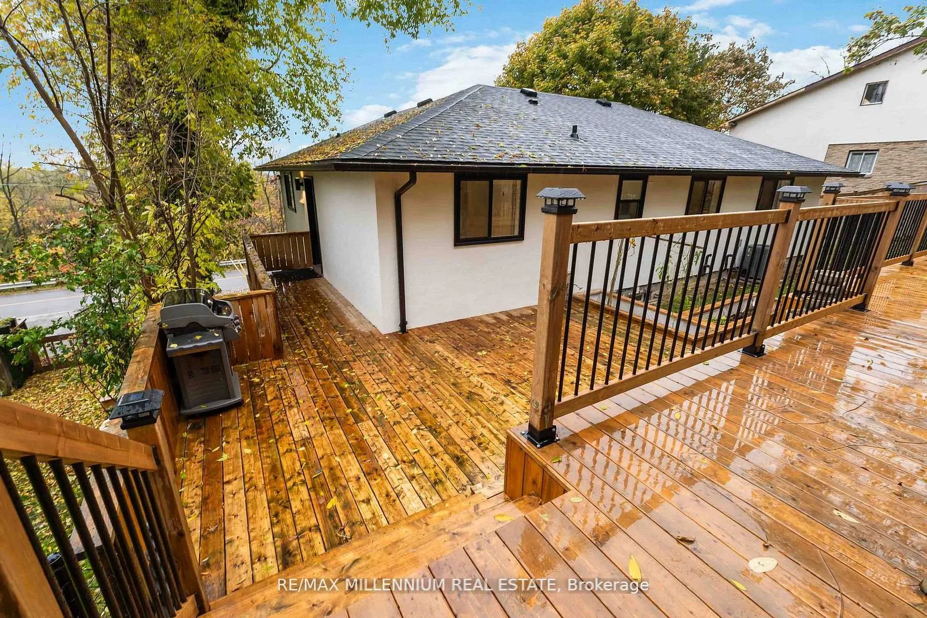 Photo 39 of 45 Bradley Street, St. Catharines, Burleigh Hill — HOMEH