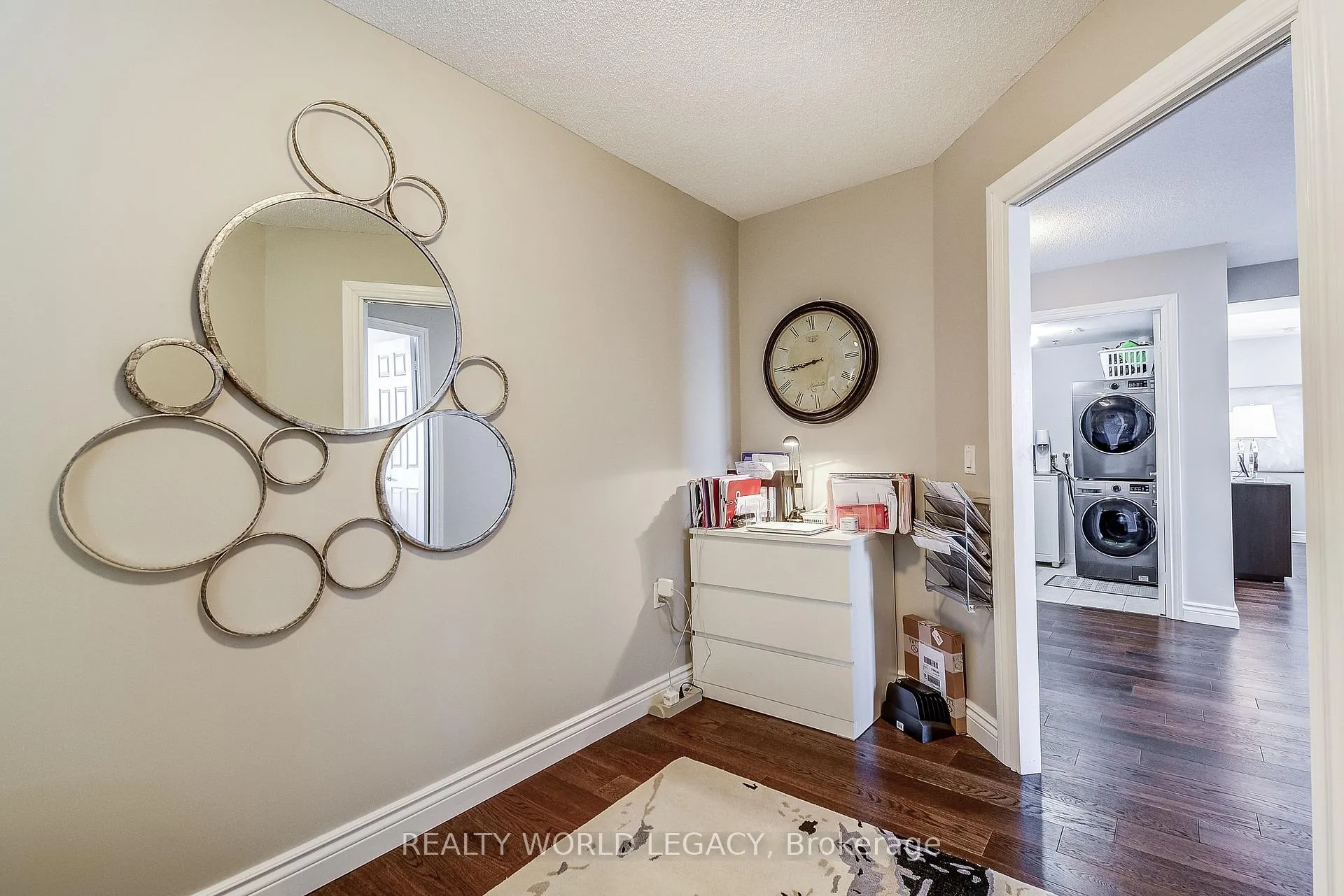 Photo 5 of Unit 1301, 100 Burloak Drive, Burlington, Appleby — HOMEH
