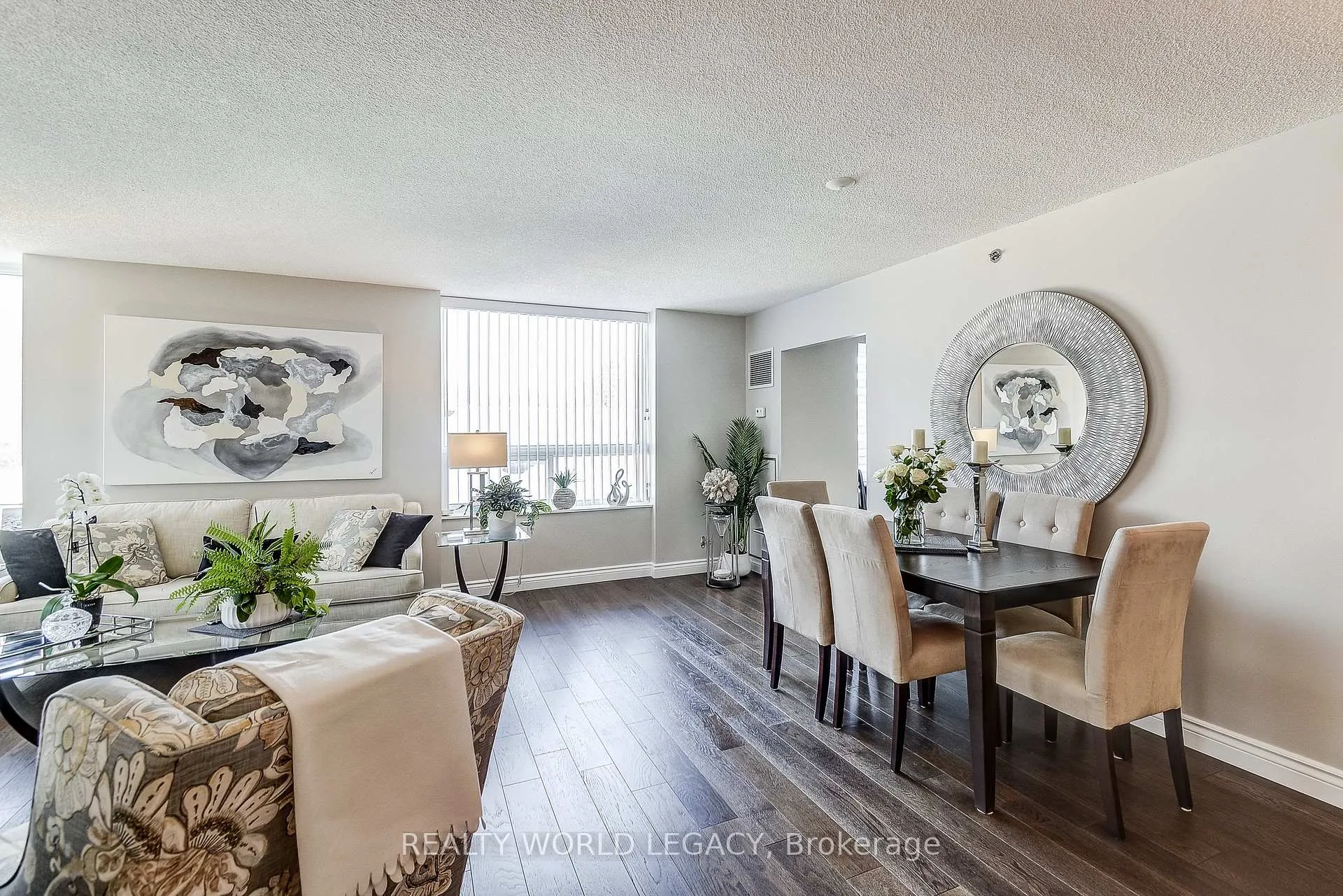 Photo 15 of Unit 1301, 100 Burloak Drive, Burlington, Appleby — HOMEH