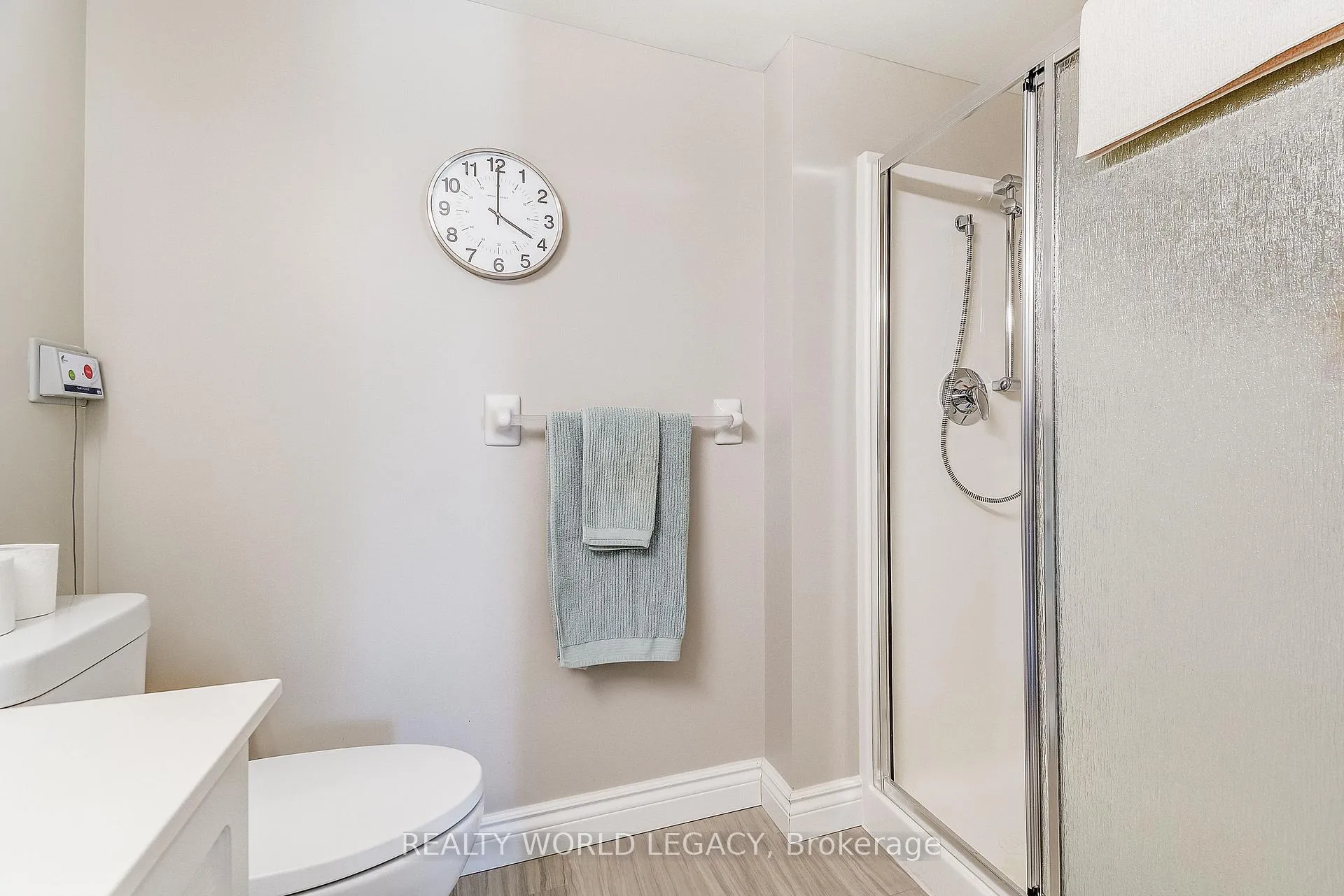 Photo 30 of Unit 1301, 100 Burloak Drive, Burlington, Appleby — HOMEH