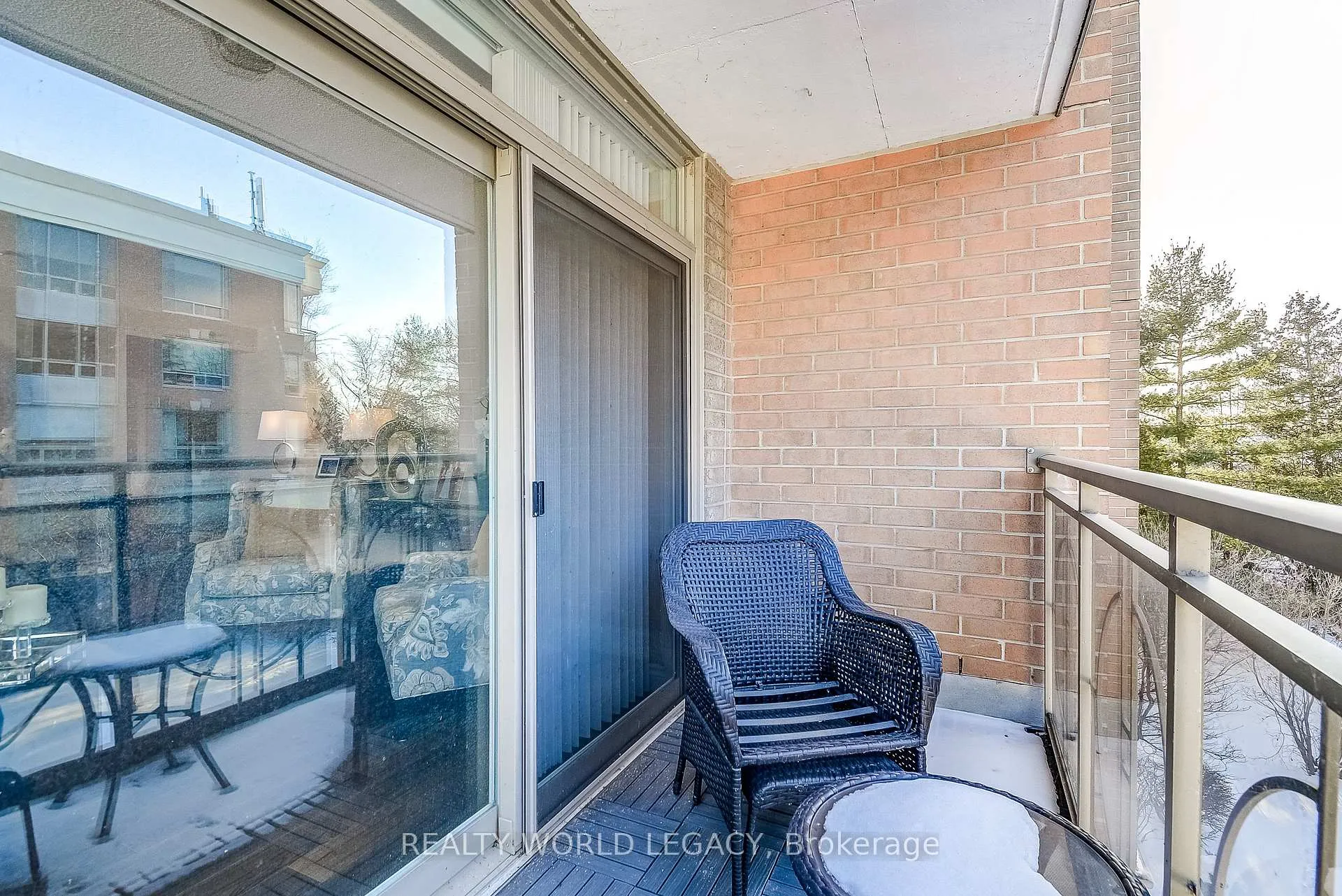 Photo 33 of Unit 1301, 100 Burloak Drive, Burlington, Appleby — HOMEH