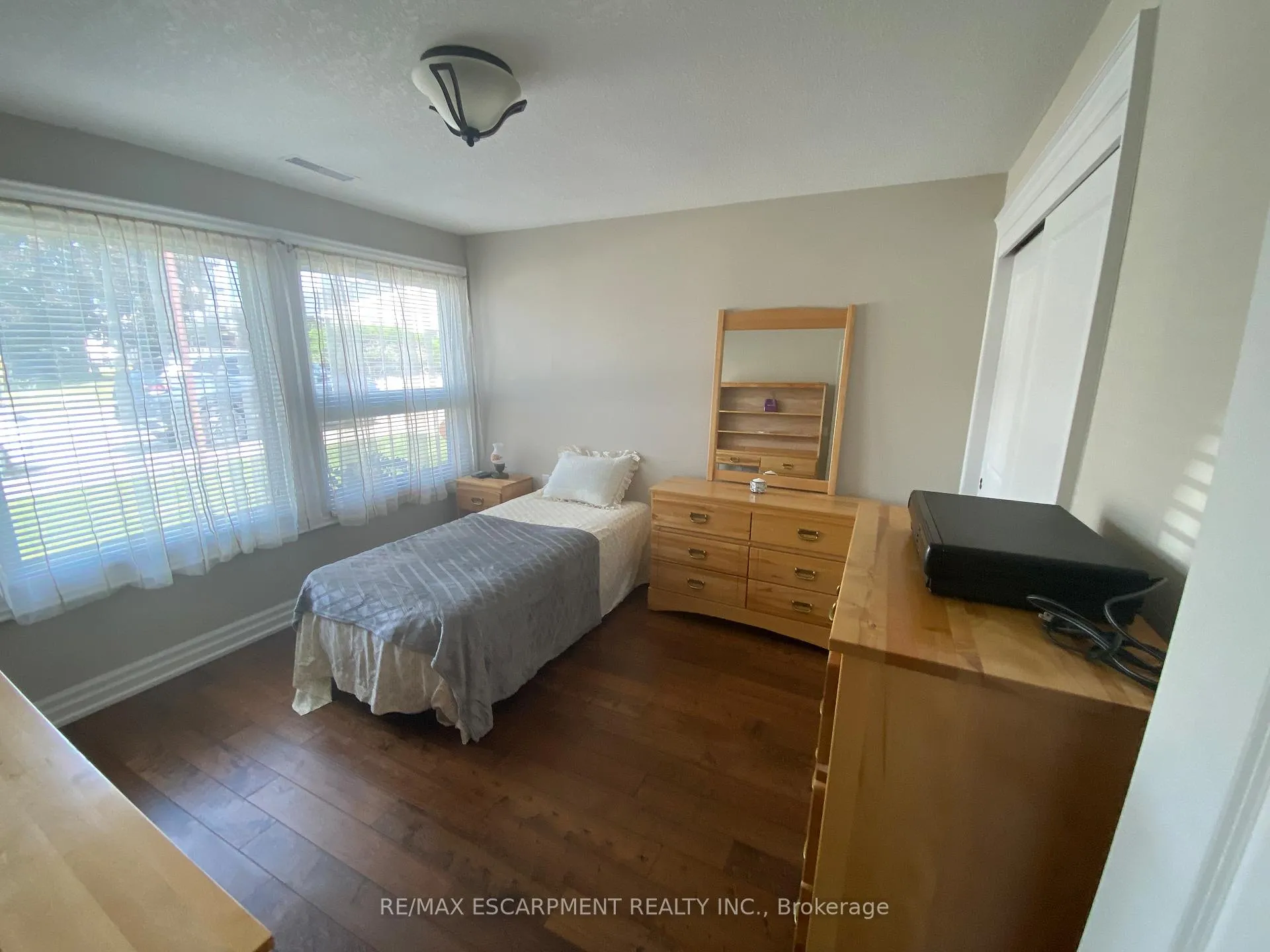 Photo 6 of 36 McKenna Court, Hamilton, Kennedy — HOMEH
