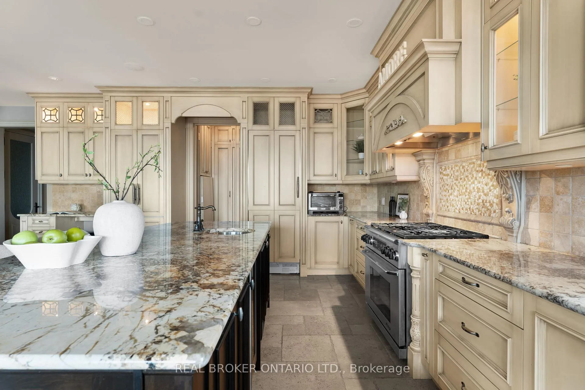 Photo 17 of 5545 Blezard Drive, Lincoln, Lincoln Lake — HOMEH