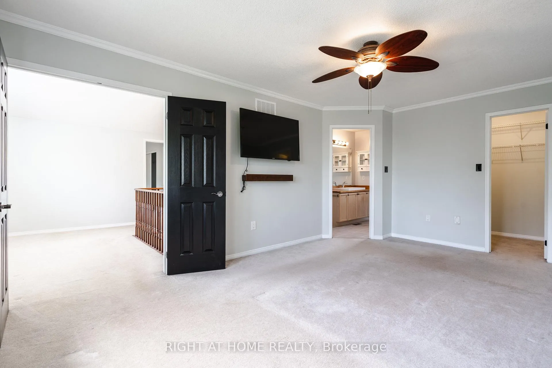 Photo 27 of 4 Prince Edward Place, Barrie, Innis-Shore — HOMEH