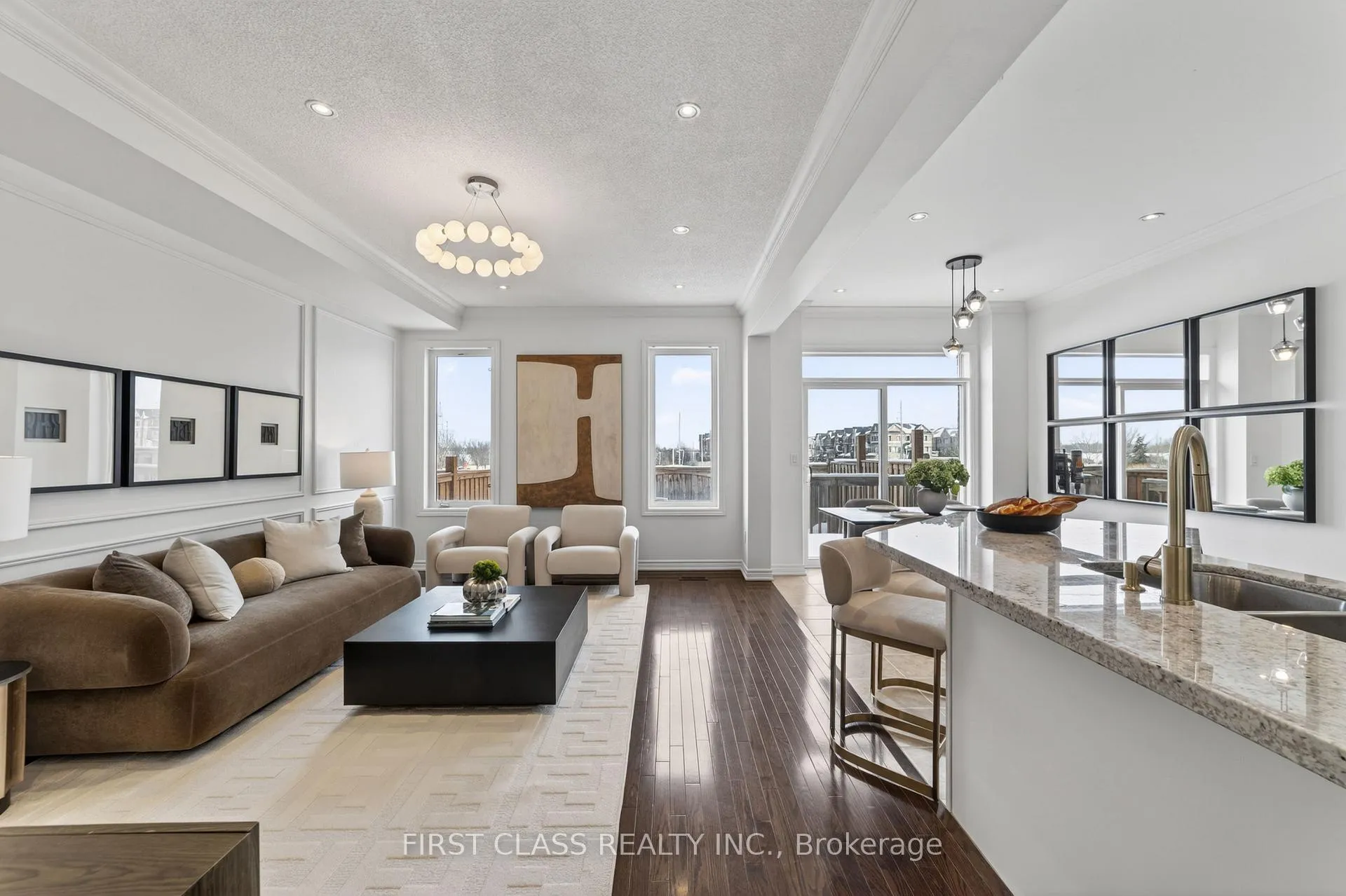 Photo 6 of 92 Living Crescent, Markham, Victoria Square — HOMEH