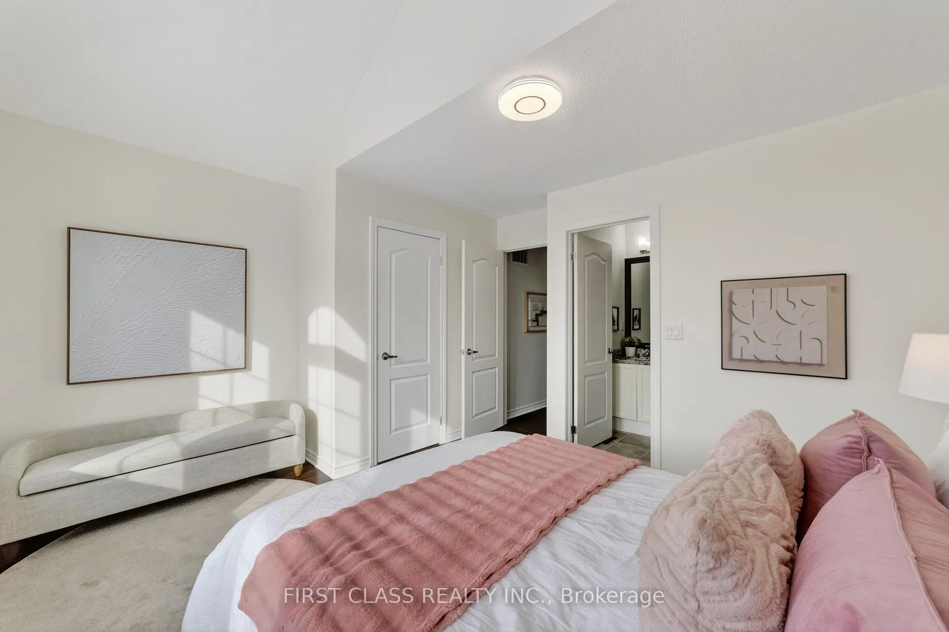 Photo 28 of 92 Living Crescent, Markham, Victoria Square — HOMEH