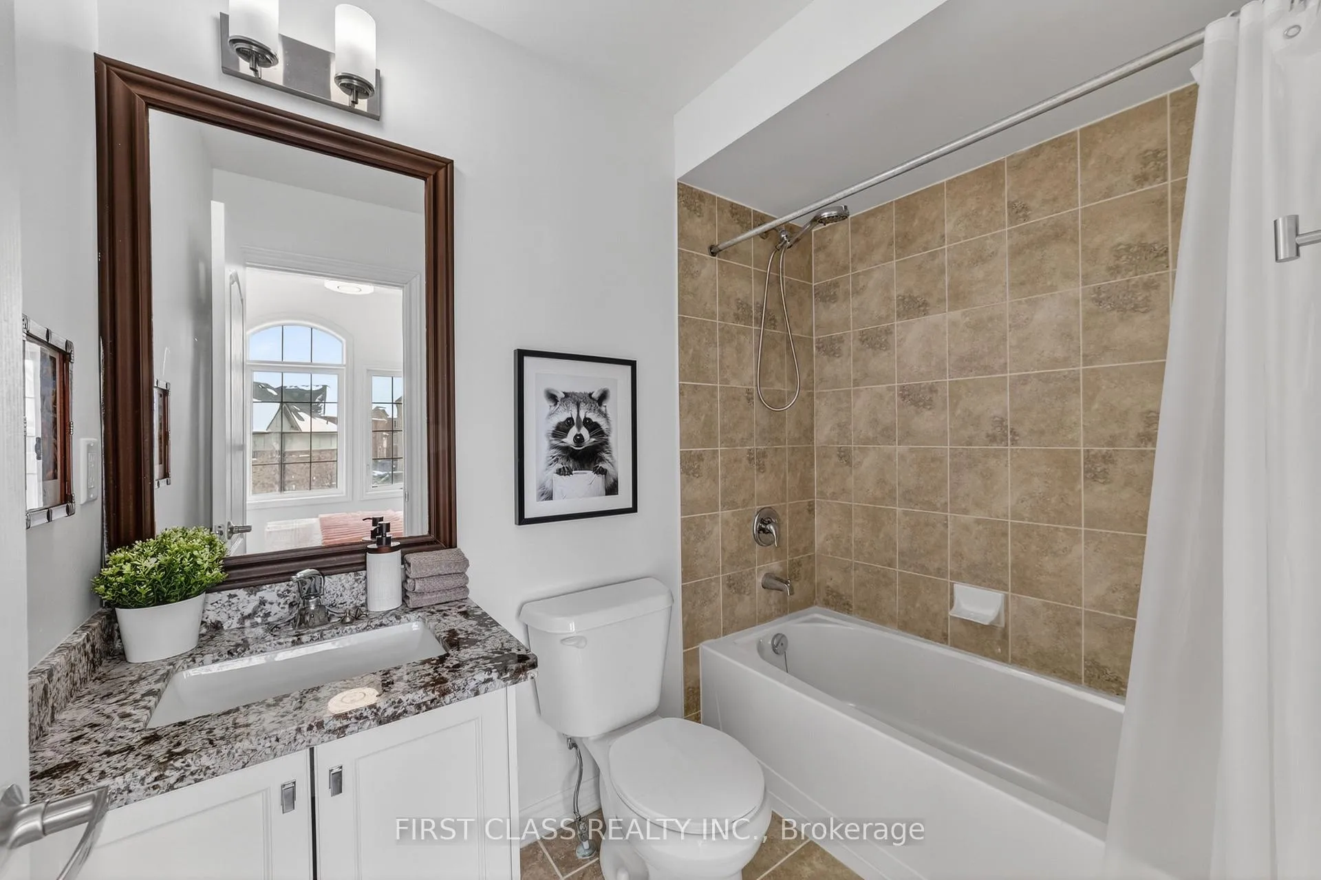 Photo 29 of 92 Living Crescent, Markham, Victoria Square — HOMEH
