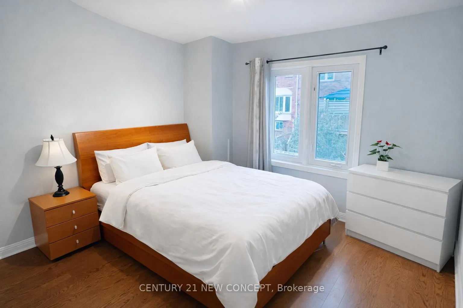 Photo 11 of 53 Brownstone Circle, Vaughan, Crestwood-Springfarm-Yorkhill — HOMEH