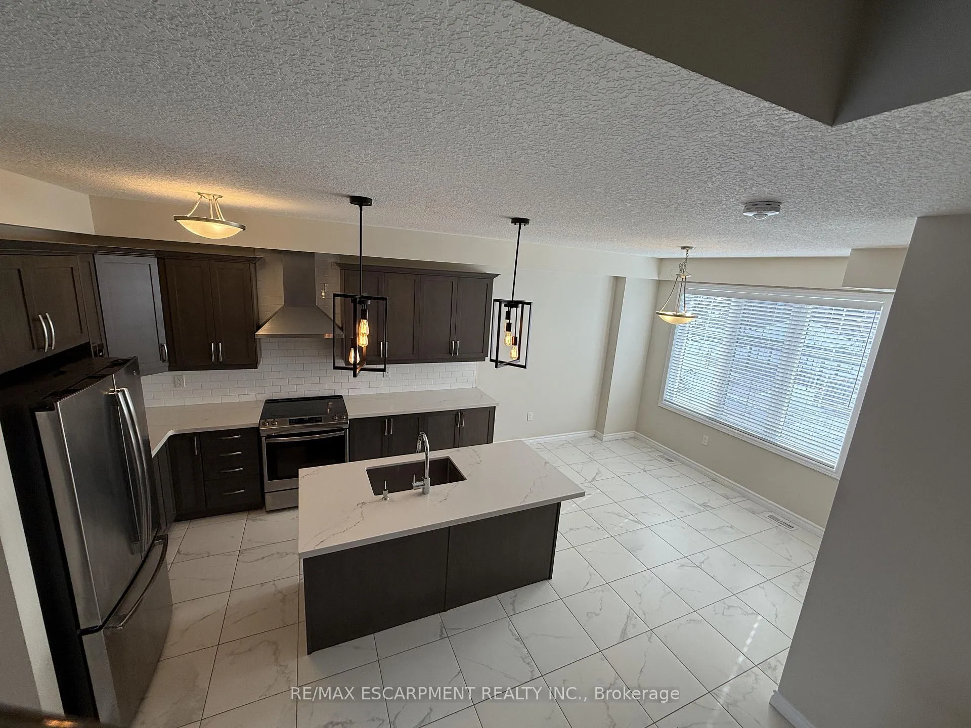 Photo 6 of Unit 35, 445 Ontario Street S, Milton, Timberlea — HOMEH