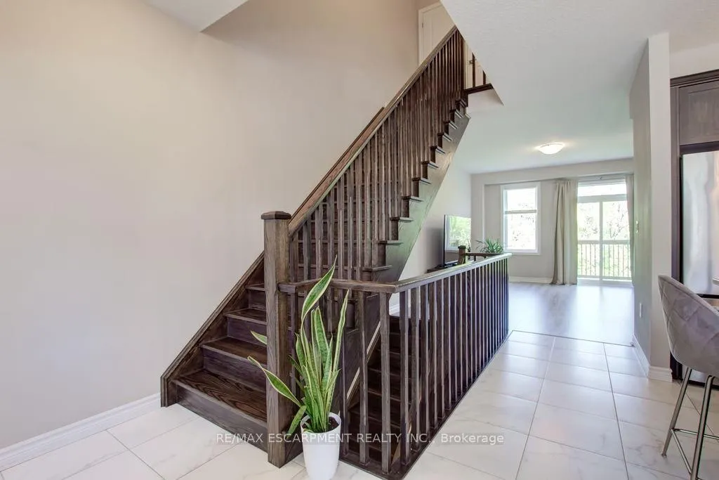 Photo 8 of Unit 35, 445 Ontario Street S, Milton, Timberlea — HOMEH