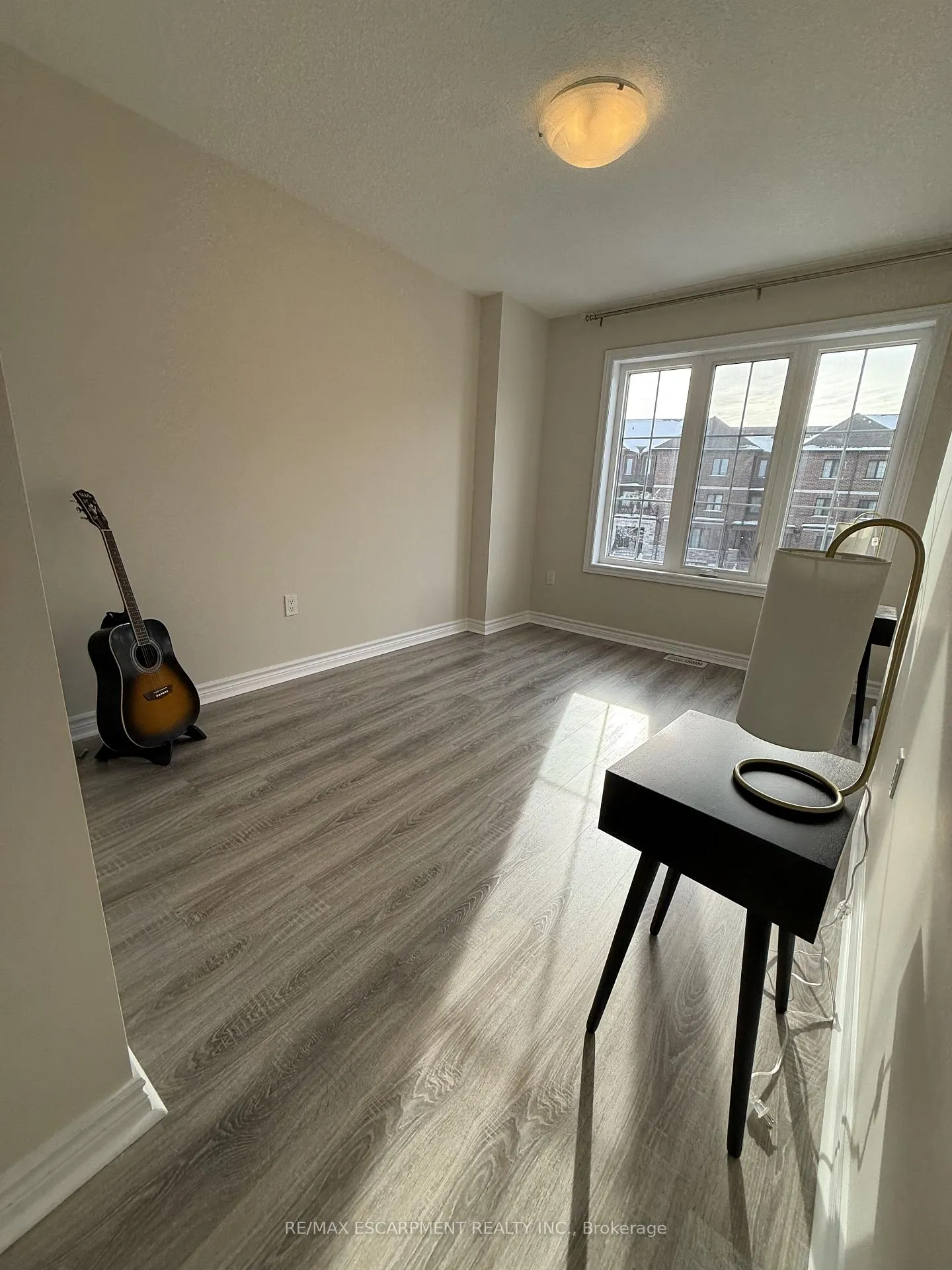 Photo 13 of Unit 35, 445 Ontario Street S, Milton, Timberlea — HOMEH