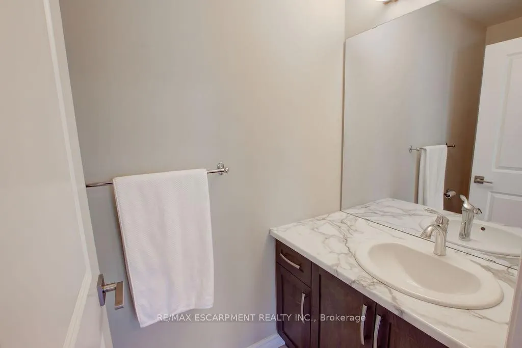 Photo 18 of Unit 35, 445 Ontario Street S, Milton, Timberlea — HOMEH