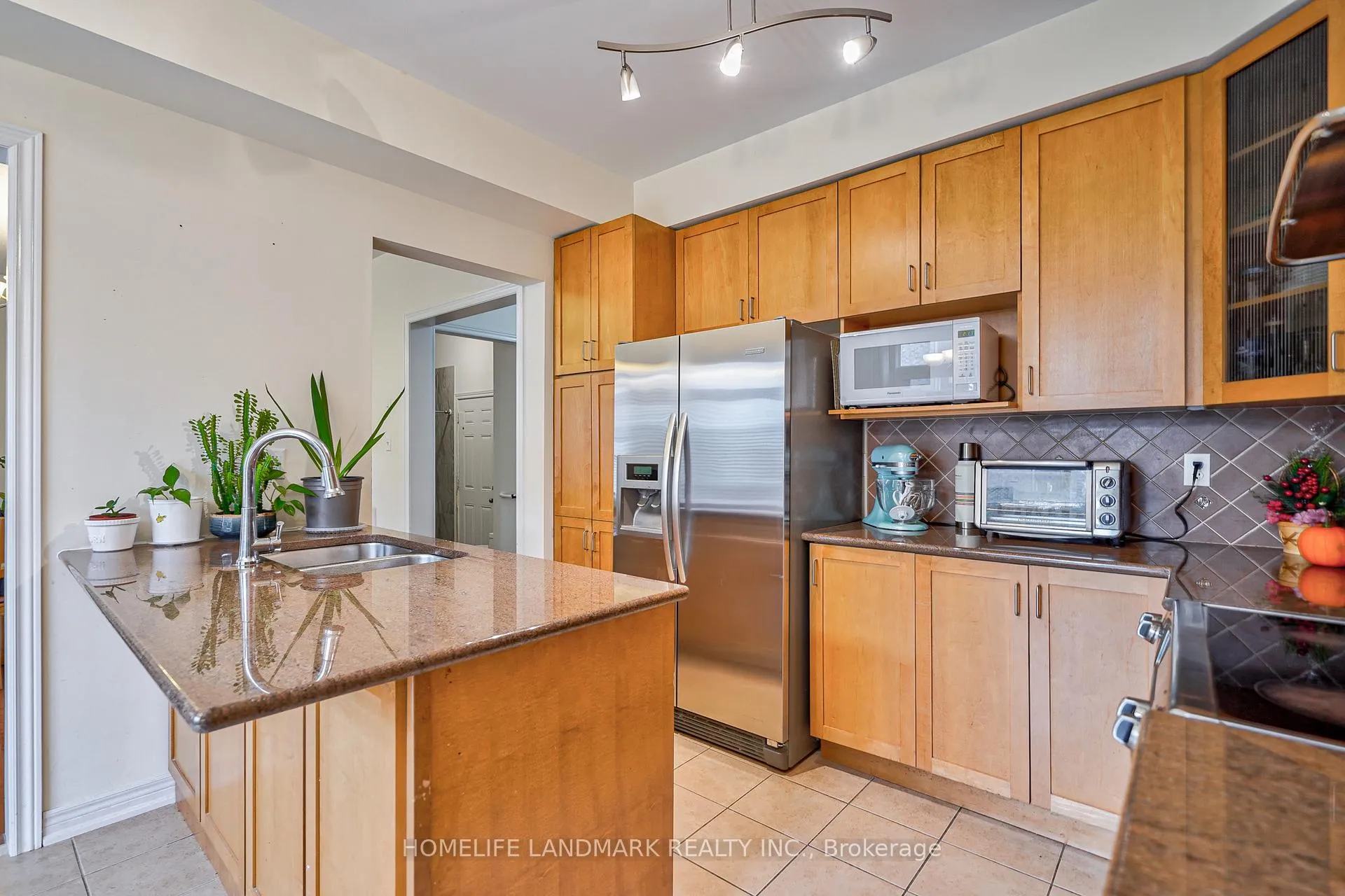 Photo 10 of 83 Hawksbury Road, Markham, Wismer — HOMEH