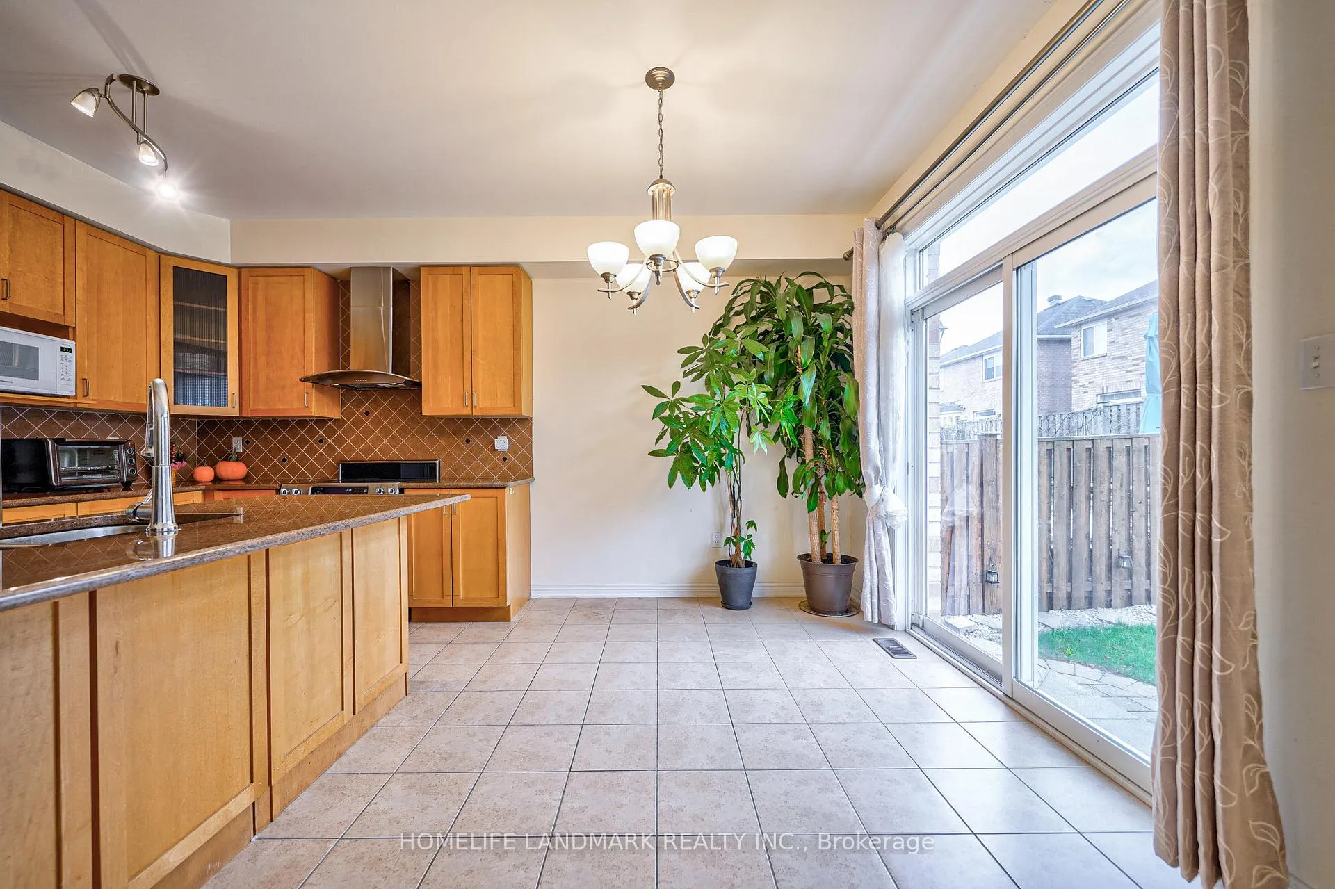 Photo 14 of 83 Hawksbury Road, Markham, Wismer — HOMEH