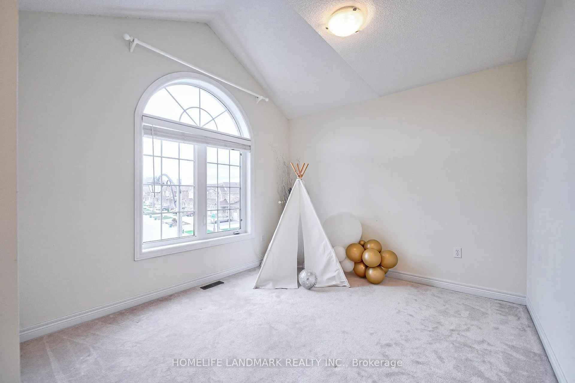 Photo 22 of 83 Hawksbury Road, Markham, Wismer — HOMEH