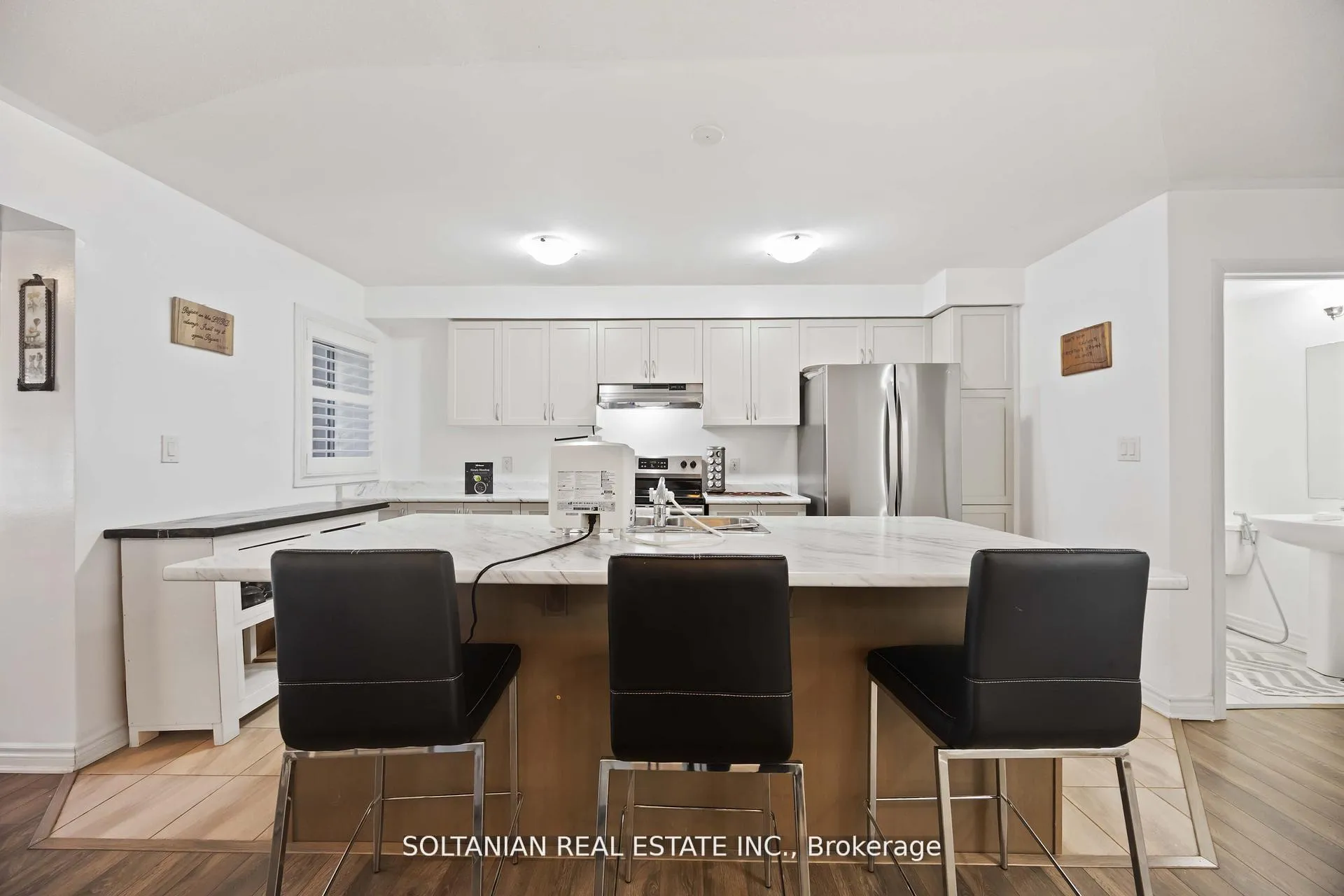 Photo 18 of 1103 Silk Street, Pickering, Rural Pickering — HOMEH