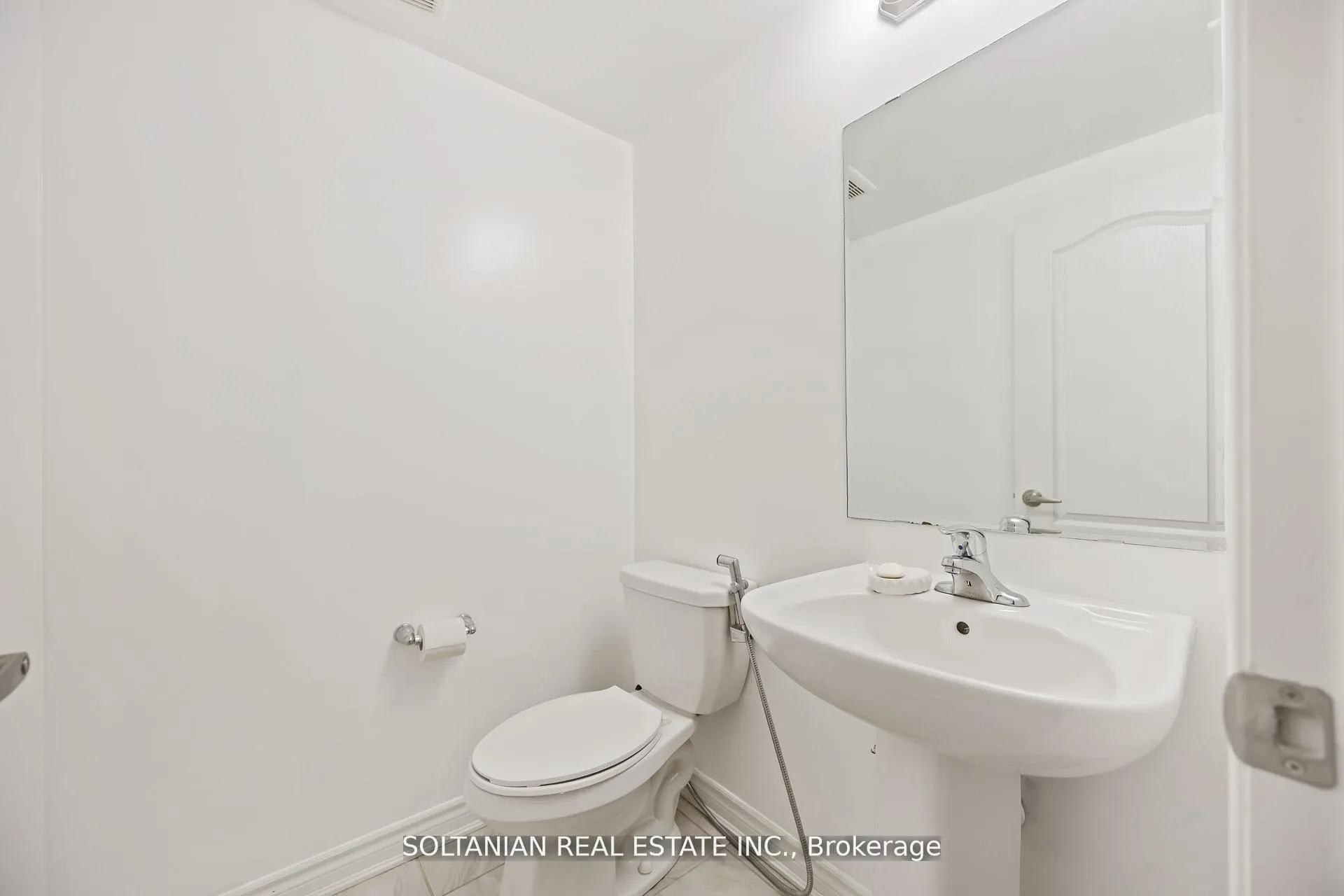 Photo 19 of 1103 Silk Street, Pickering, Rural Pickering — HOMEH