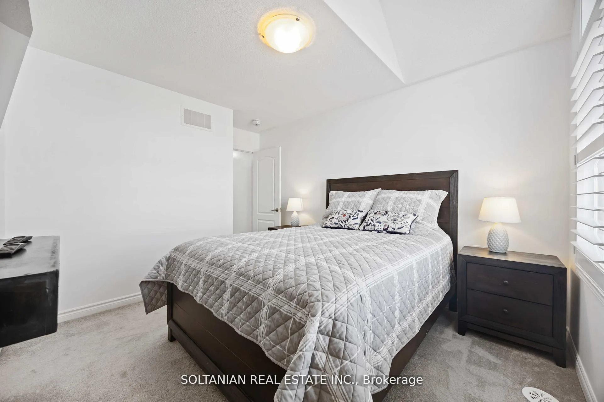 Photo 27 of 1103 Silk Street, Pickering, Rural Pickering — HOMEH