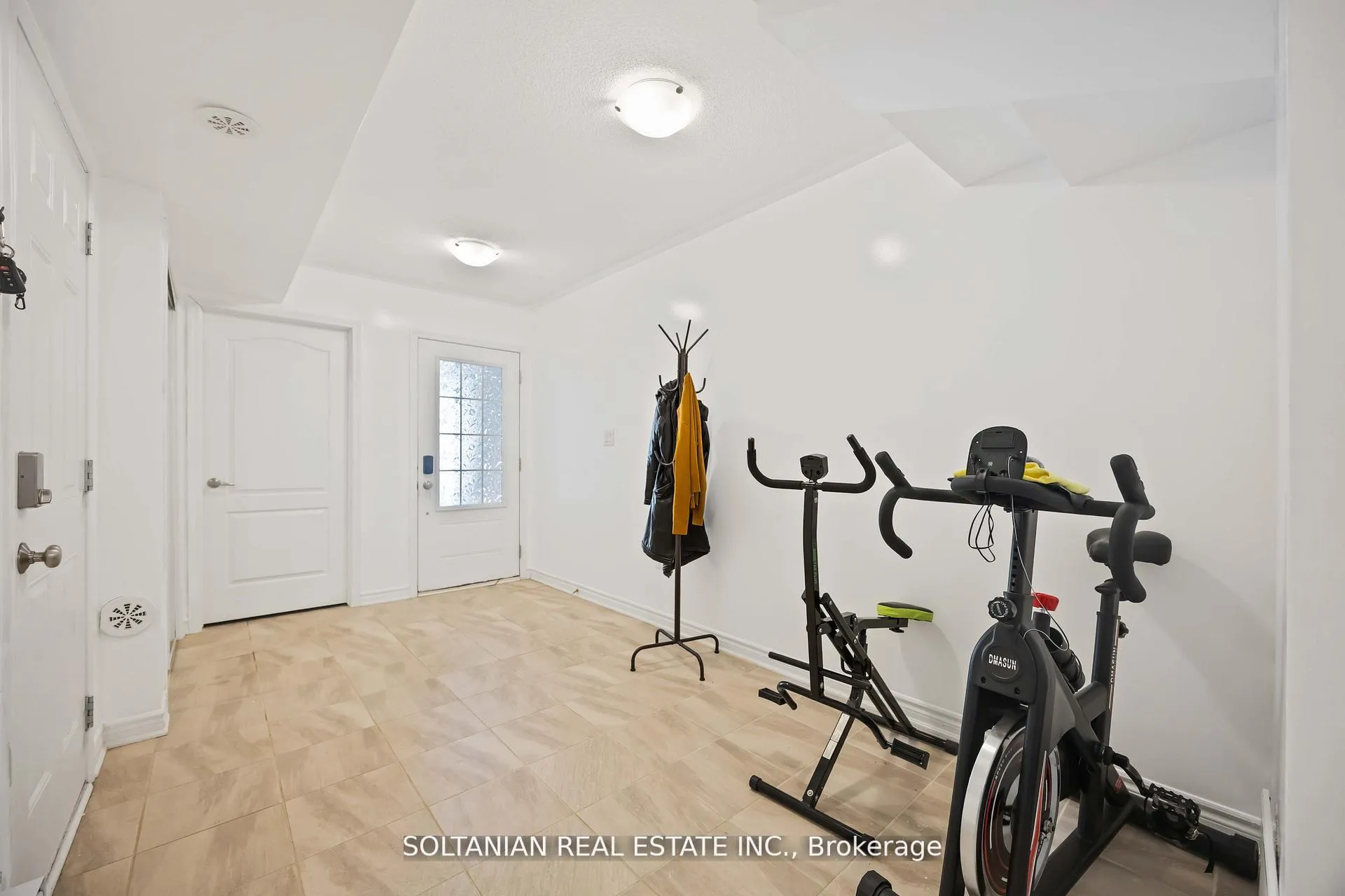 Photo 31 of 1103 Silk Street, Pickering, Rural Pickering — HOMEH