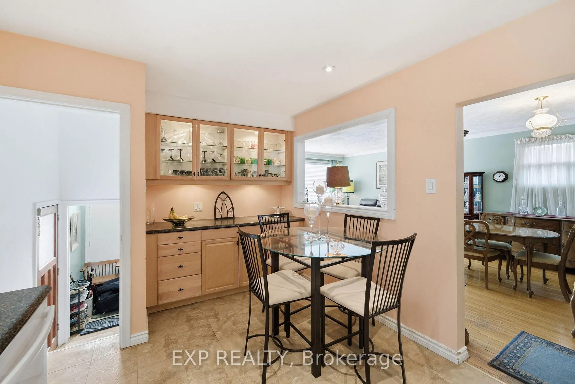 Photo 10 of 40 Medina Crescent, Scarborough, Bendale — HOMEH