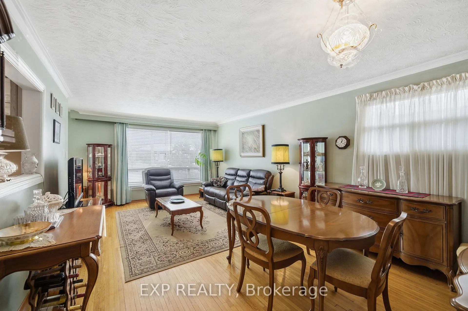 Photo 12 of 40 Medina Crescent, Scarborough, Bendale — HOMEH