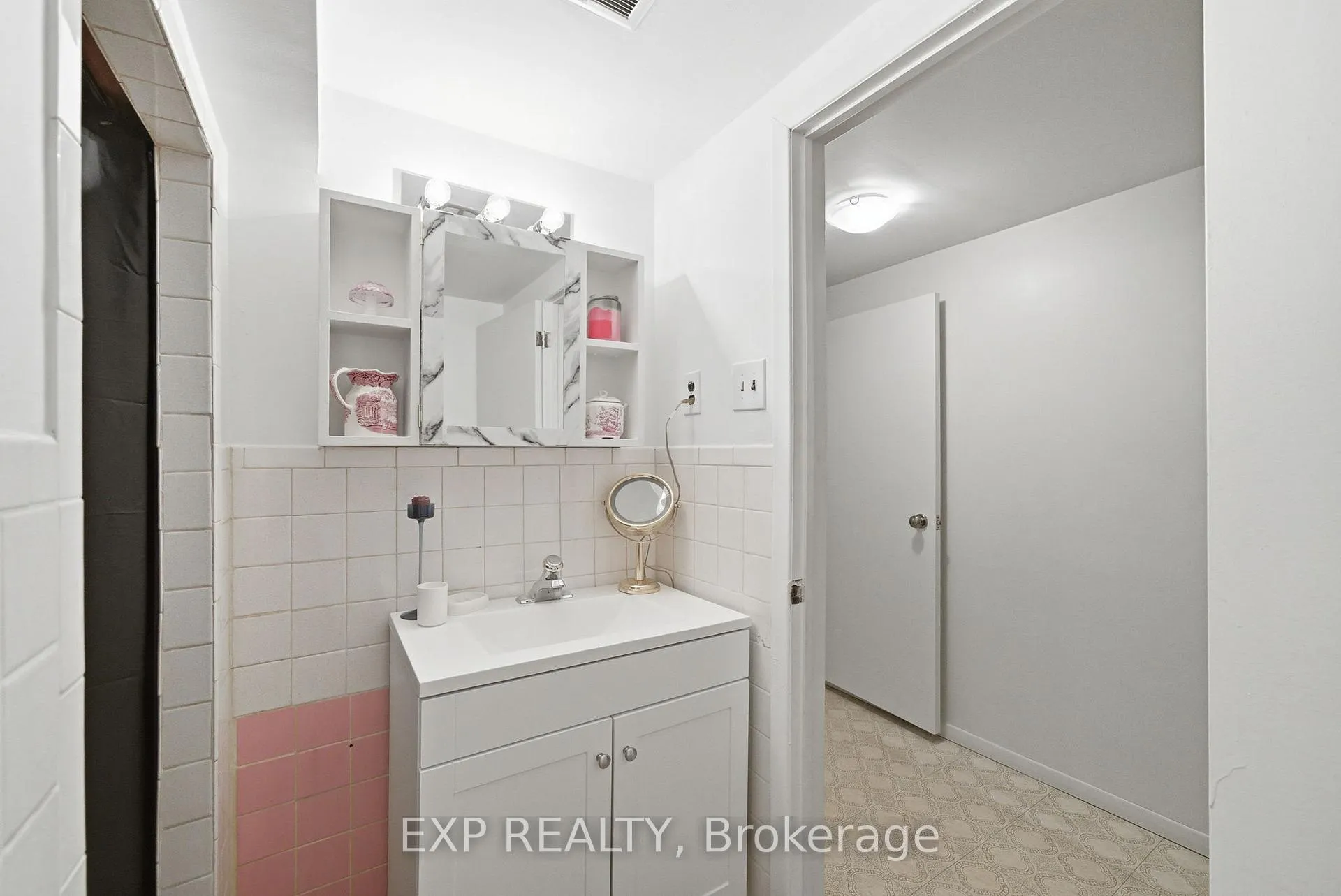 Photo 30 of 40 Medina Crescent, Scarborough, Bendale — HOMEH