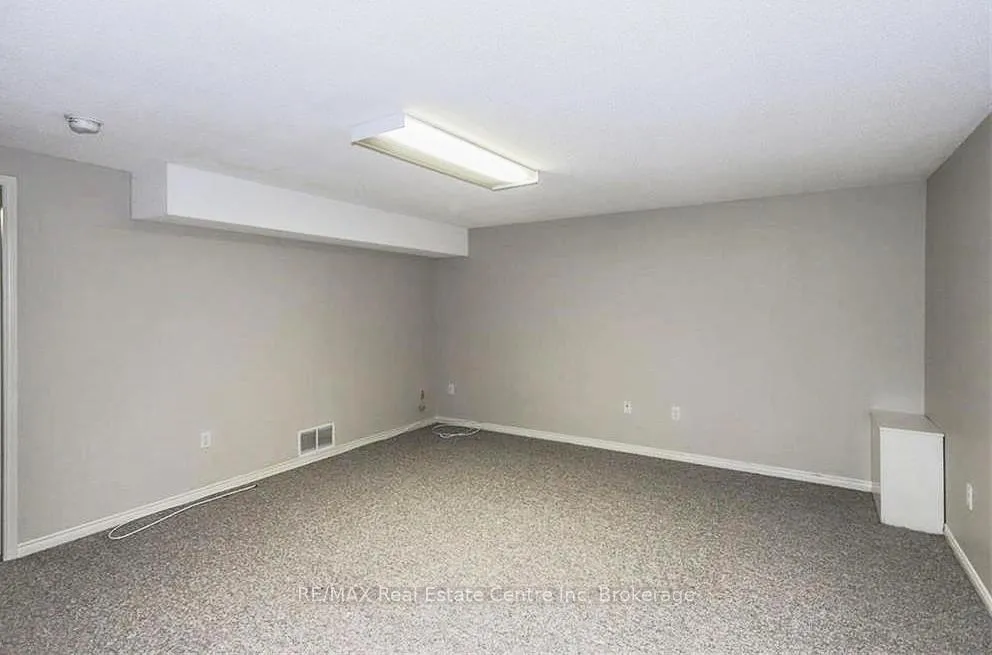 Photo 20 of Unit 41, 151 Martinet Avenue, London, East I — HOMEH