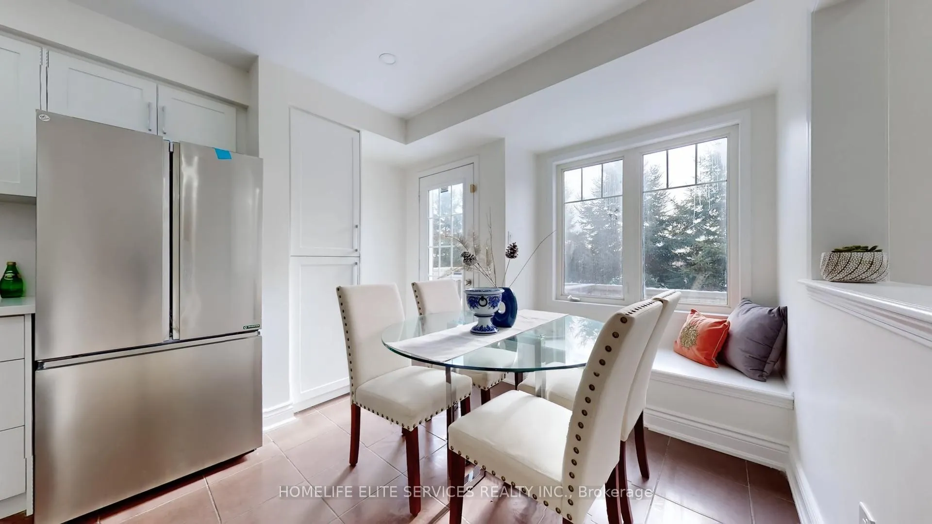 Photo 13 of 1880 Liatris Drive, Pickering, Duffin Heights — HOMEH
