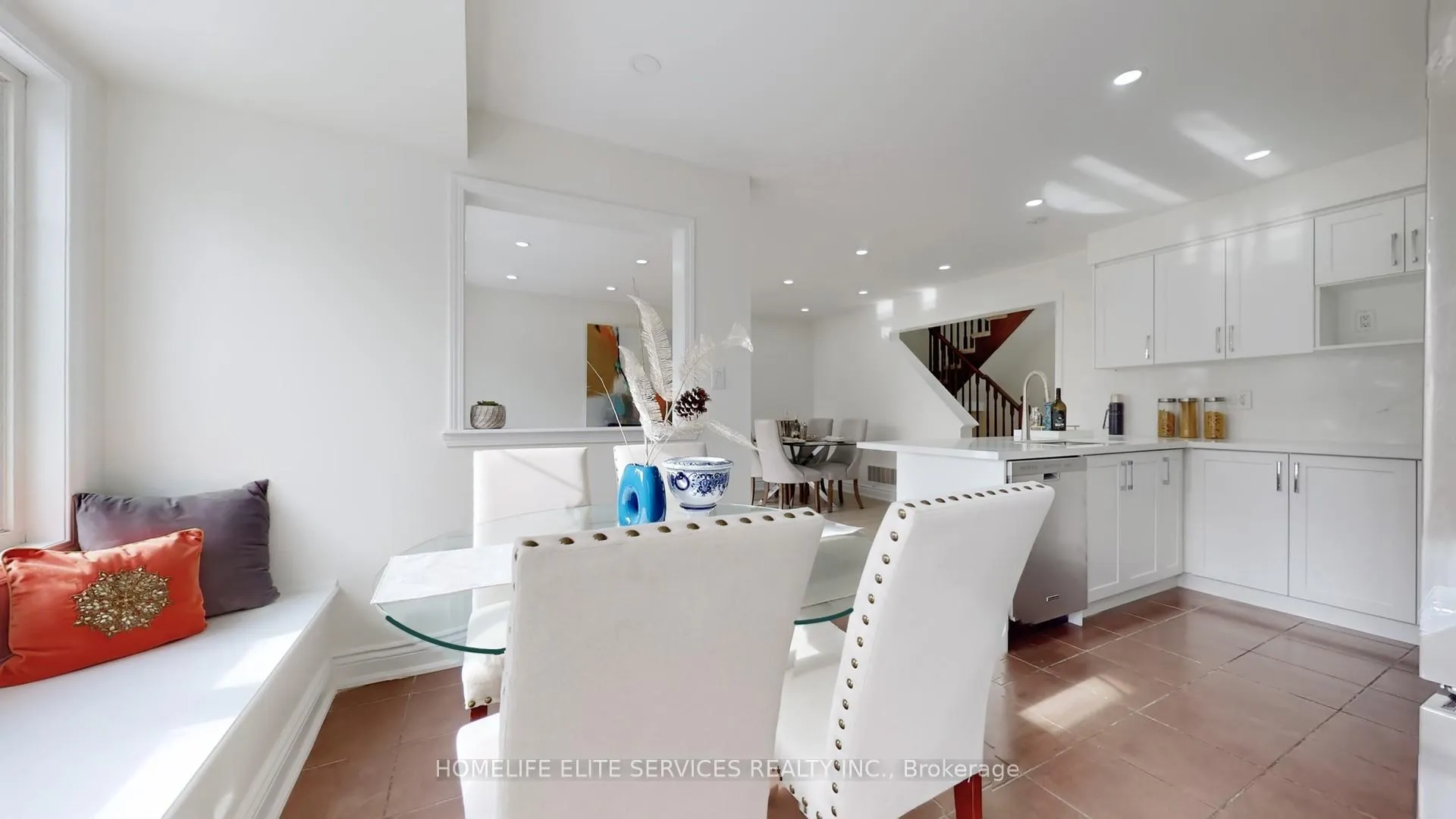 Photo 15 of 1880 Liatris Drive, Pickering, Duffin Heights — HOMEH
