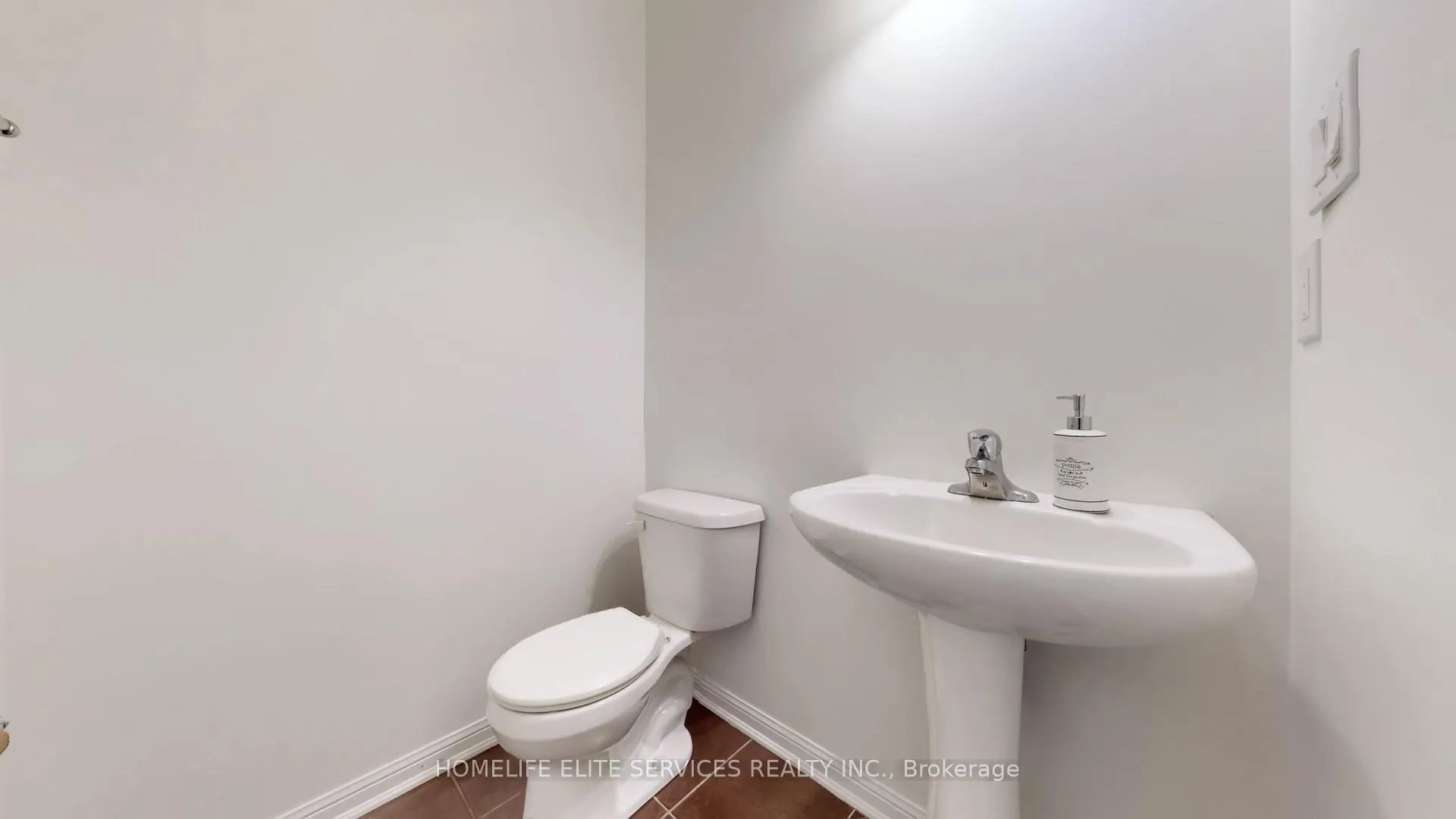 Photo 16 of 1880 Liatris Drive, Pickering, Duffin Heights — HOMEH