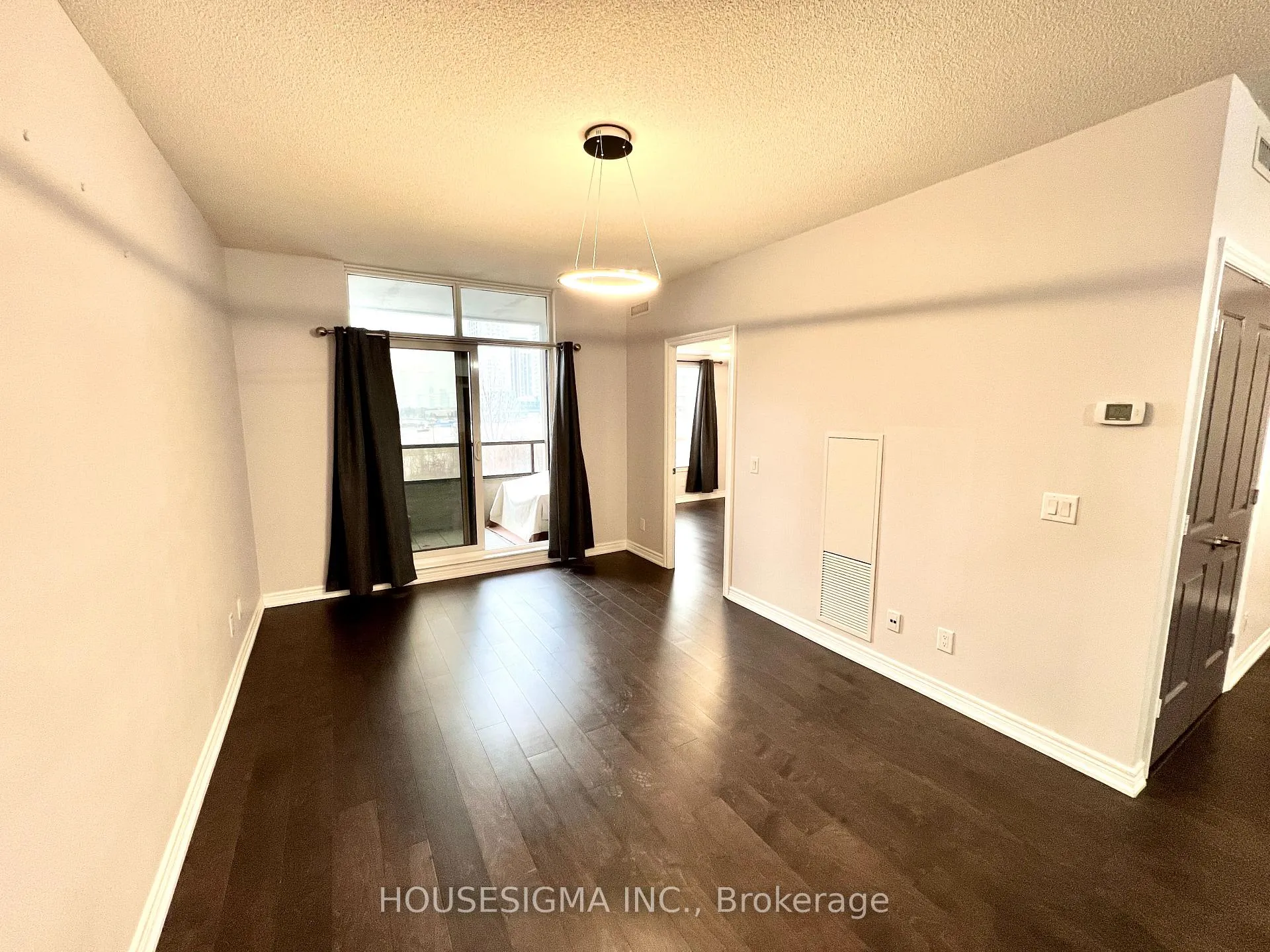 Photo 7 of Unit 406, 9245 Jane Street, Vaughan, Maple — HOMEH