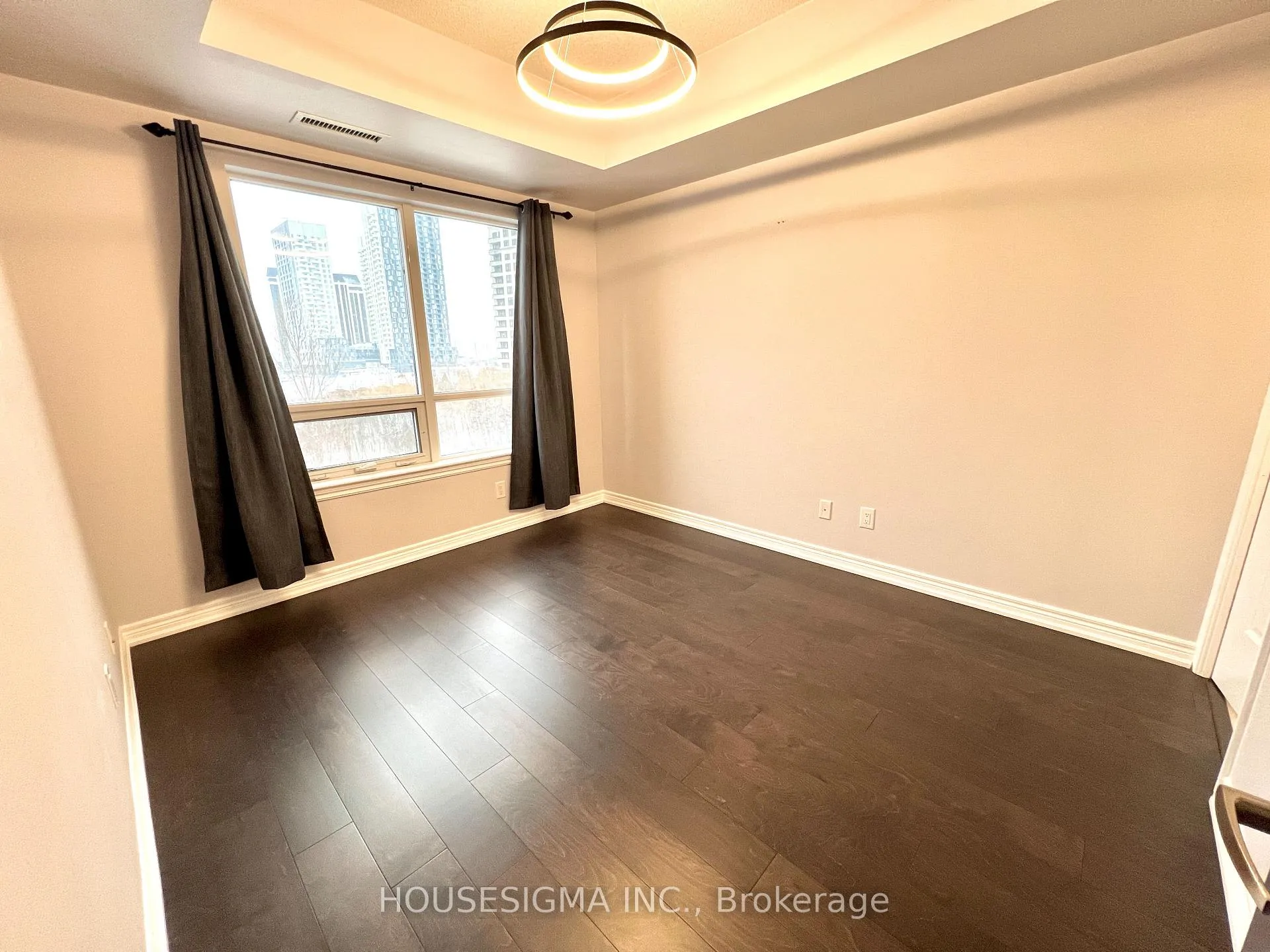 Photo 10 of Unit 406, 9245 Jane Street, Vaughan, Maple — HOMEH
