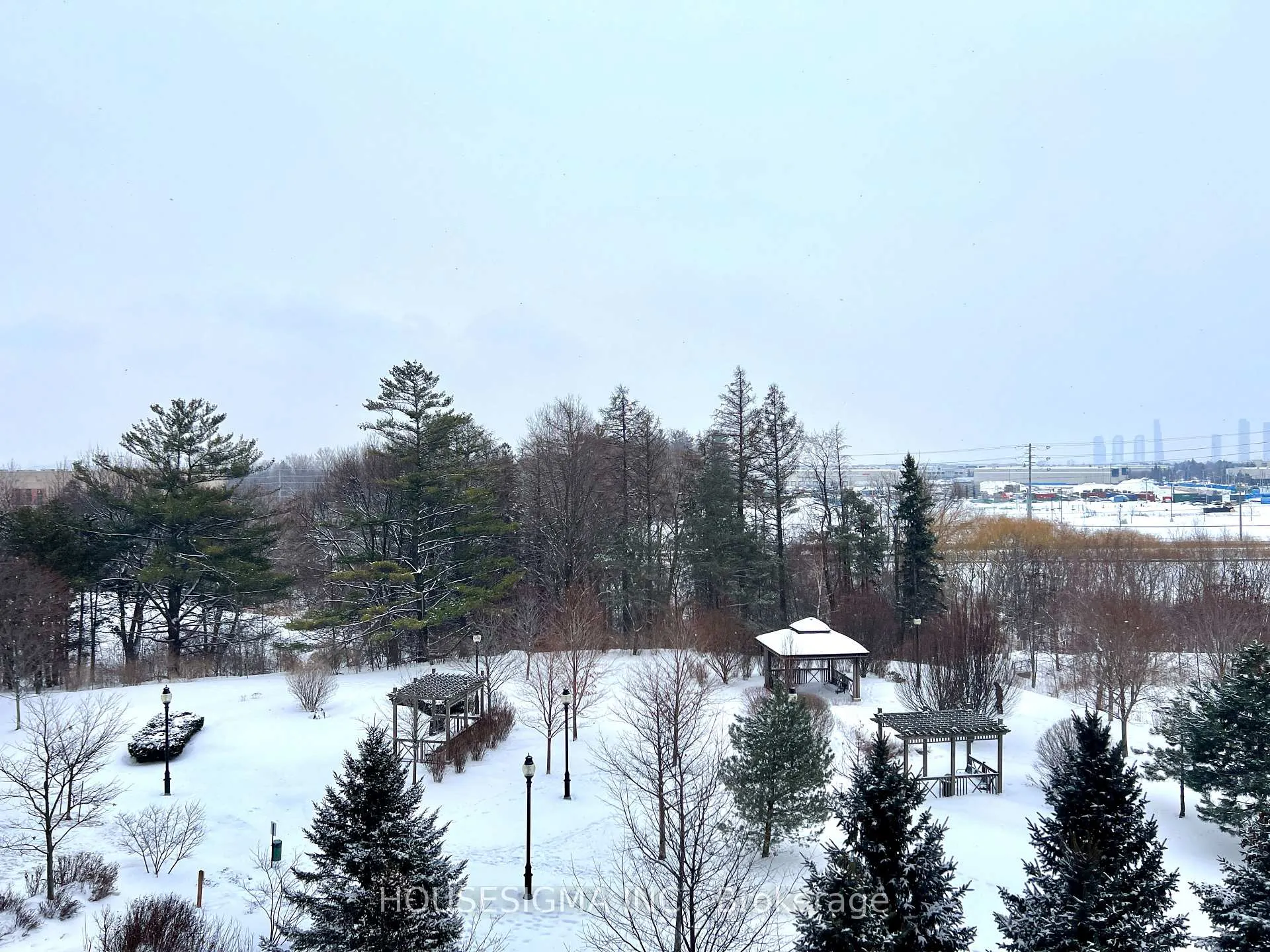 Photo 16 of Unit 406, 9245 Jane Street, Vaughan, Maple — HOMEH