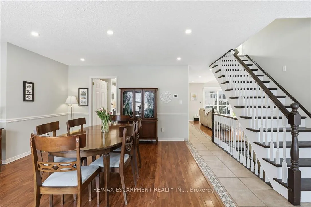 Photo 8 of Unit 7, 105 Wilson Street W, Hamilton, Ancaster — HOMEH