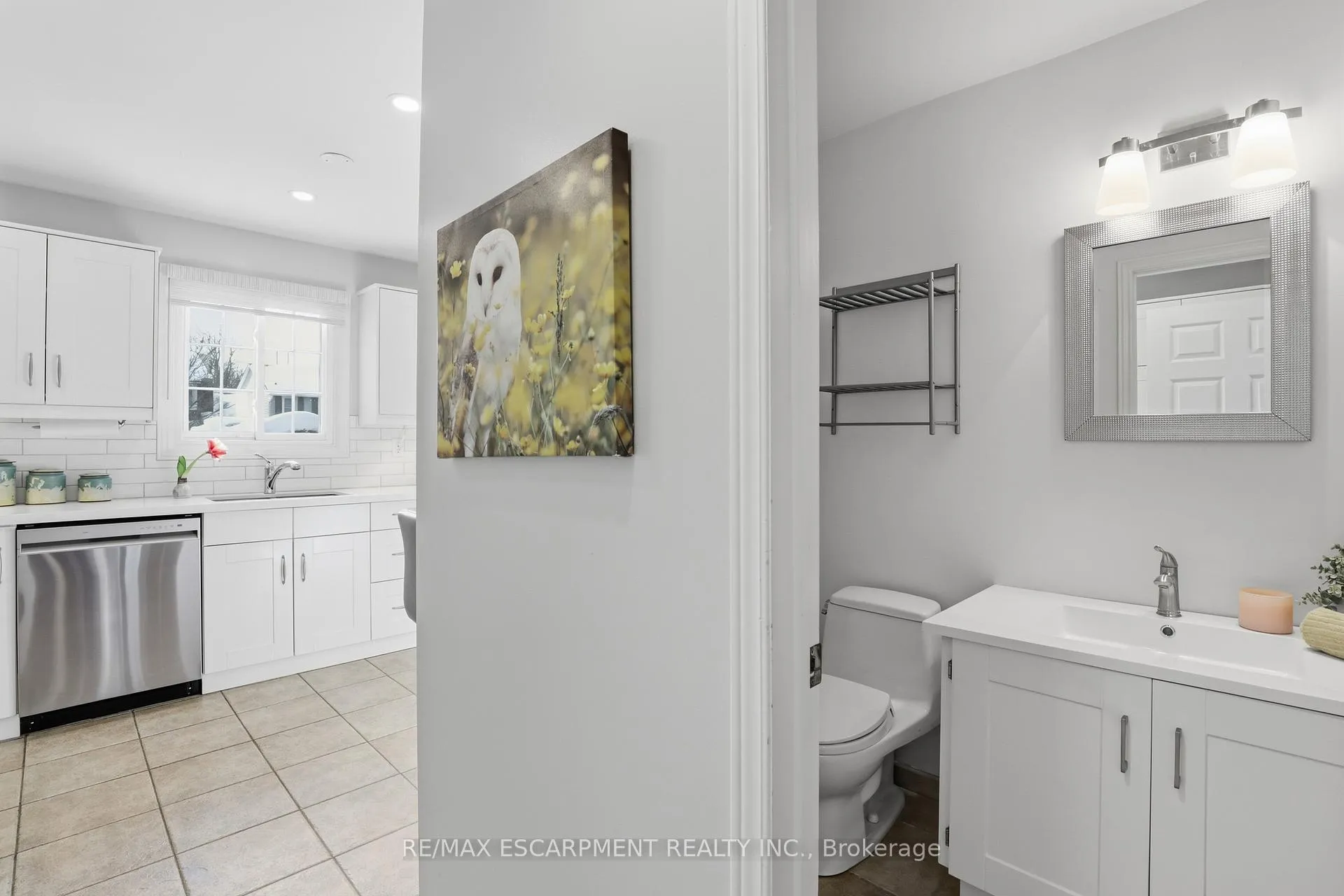 Photo 9 of Unit 7, 105 Wilson Street W, Hamilton, Ancaster — HOMEH