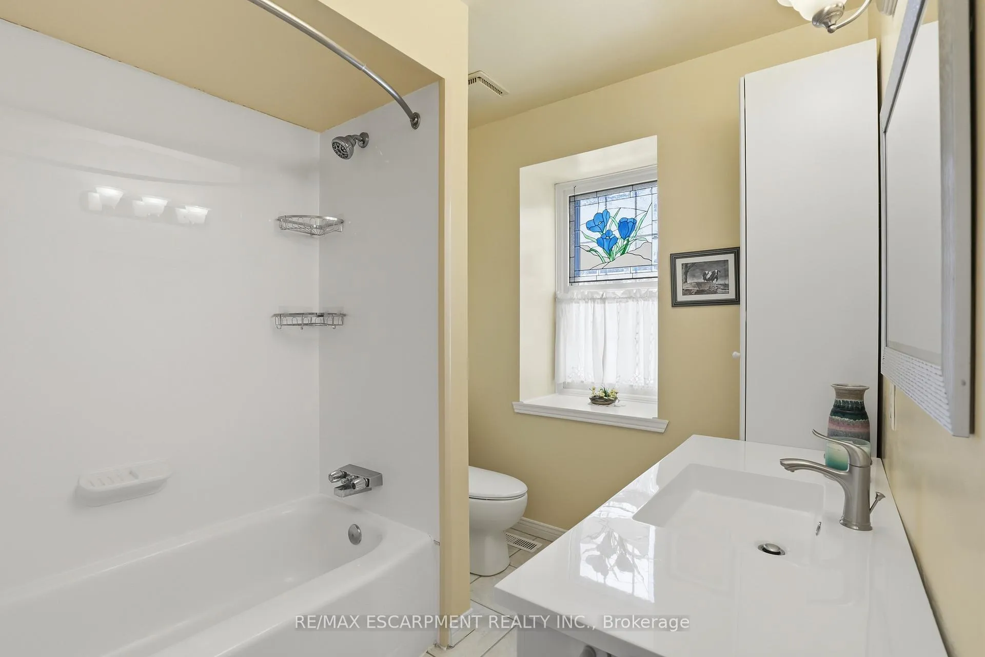 Photo 19 of Unit 7, 105 Wilson Street W, Hamilton, Ancaster — HOMEH