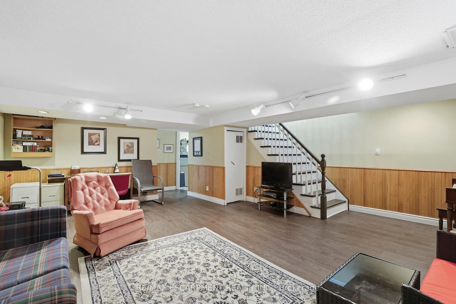 Photo 29 of Unit 7, 105 Wilson Street W, Hamilton, Ancaster — HOMEH