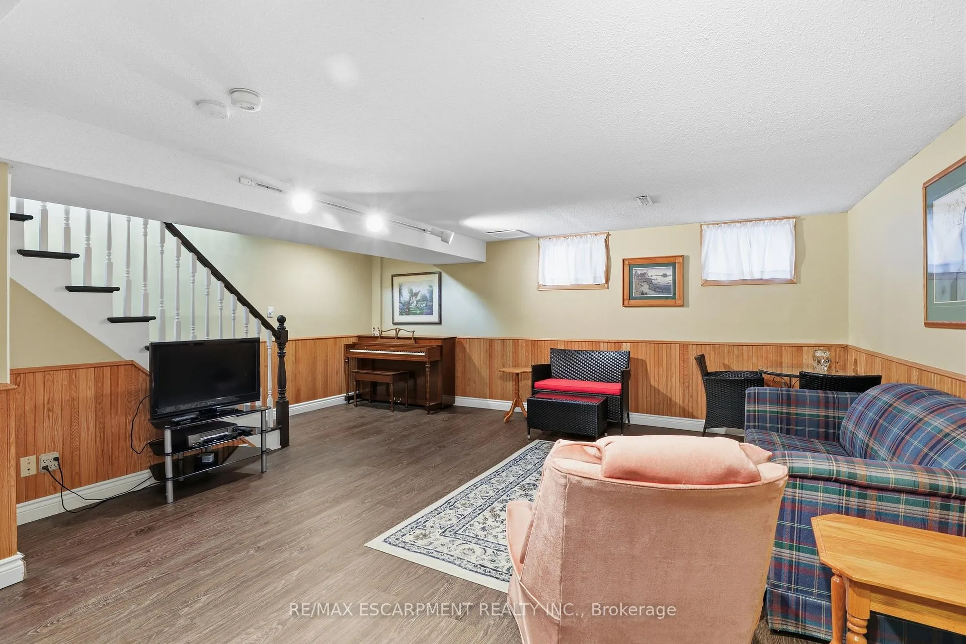Photo 31 of Unit 7, 105 Wilson Street W, Hamilton, Ancaster — HOMEH