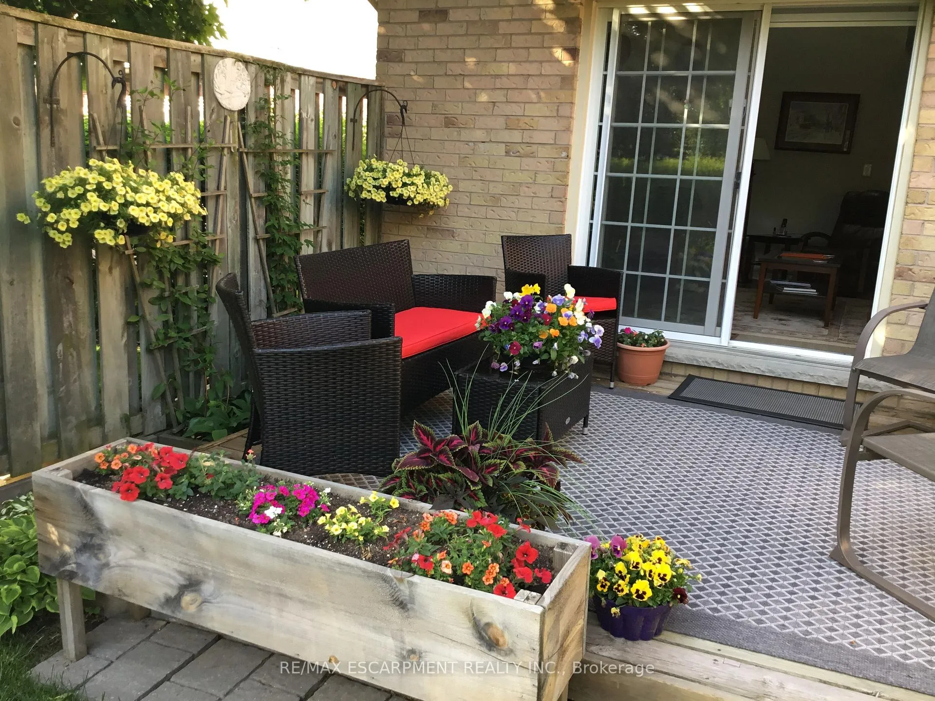 Photo 38 of Unit 7, 105 Wilson Street W, Hamilton, Ancaster — HOMEH