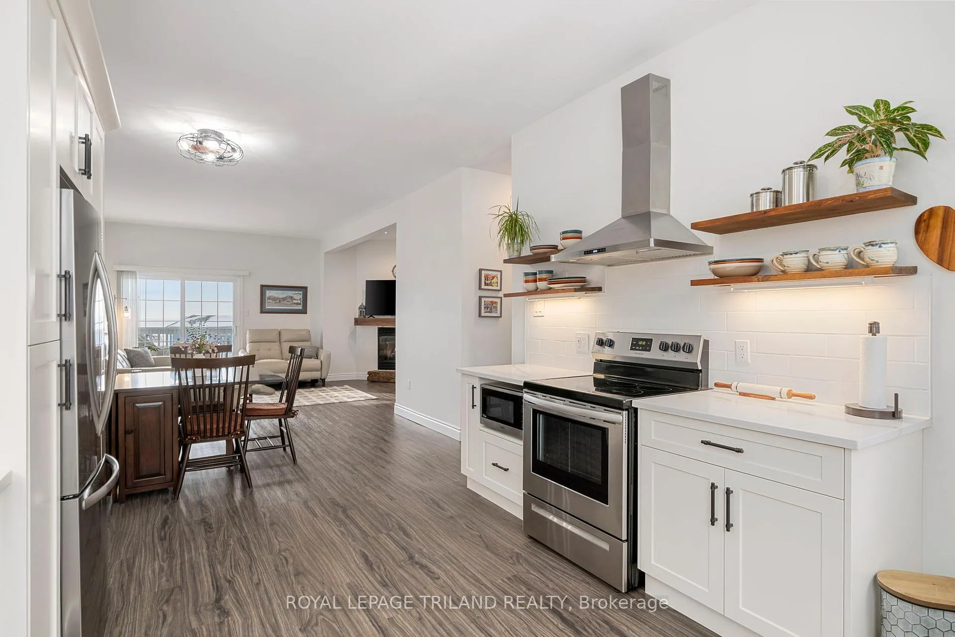 Photo 11 of Unit 20, 374 Front Street, Central Elgin, Port Stanley — HOMEH