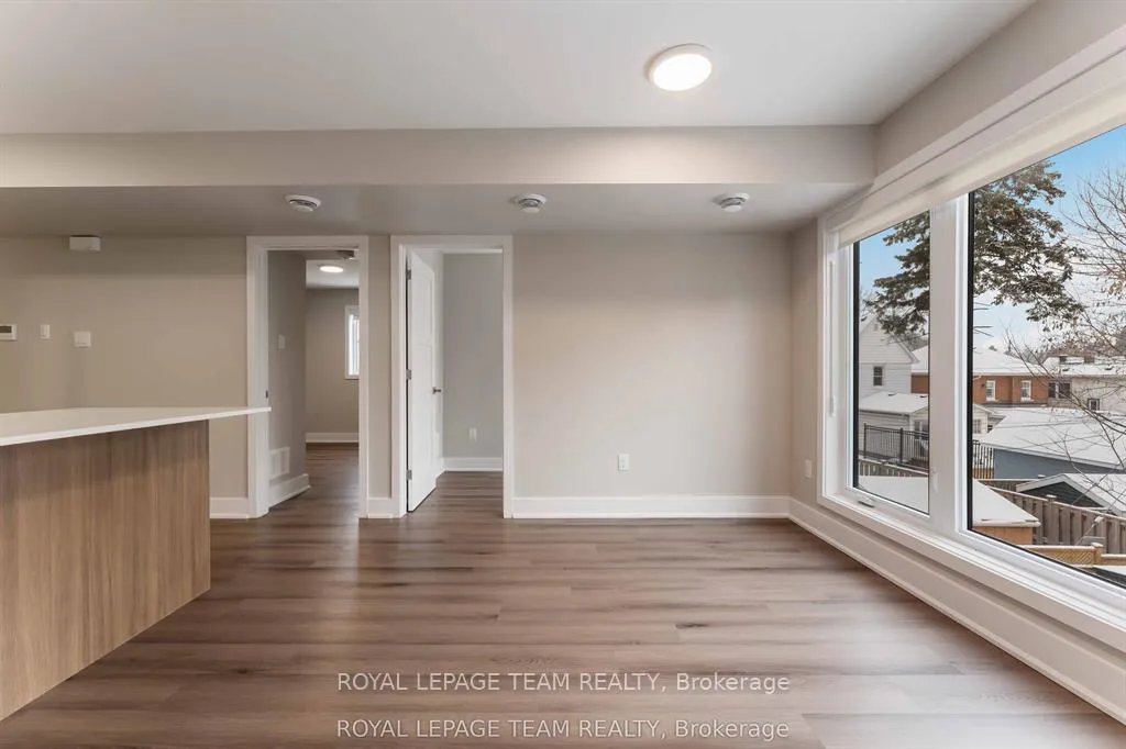 Photo 5 of Unit 5, 342 Fifth Avenue, Ottawa, Glebe — HOMEH
