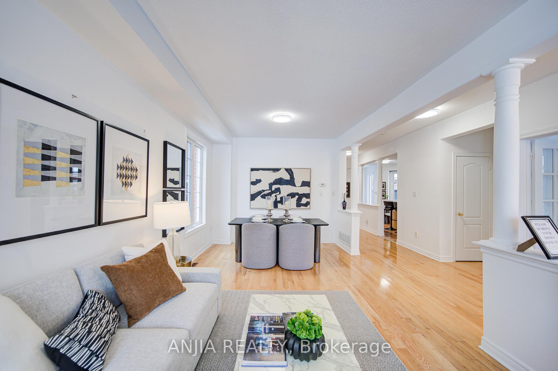 Photo 9 of 28 Misty Court, Markham, Greensborough — HOMEH