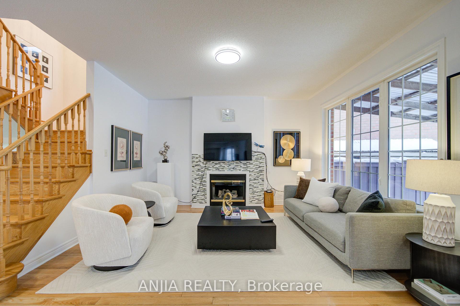 Photo 19 of 28 Misty Court, Markham, Greensborough — HOMEH