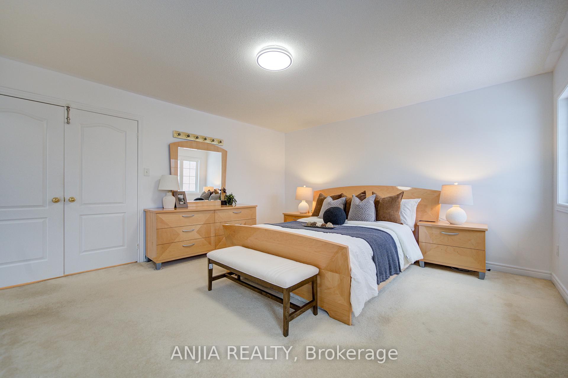 Photo 25 of 28 Misty Court, Markham, Greensborough — HOMEH