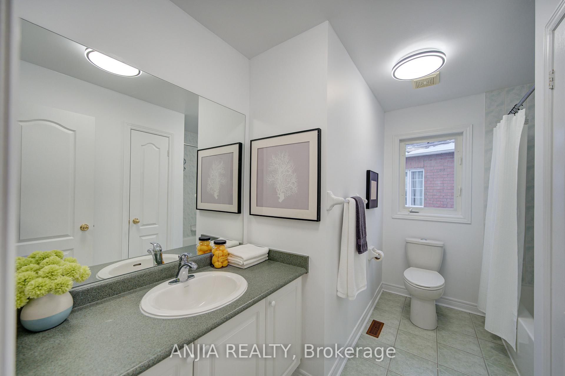 Photo 32 of 28 Misty Court, Markham, Greensborough — HOMEH